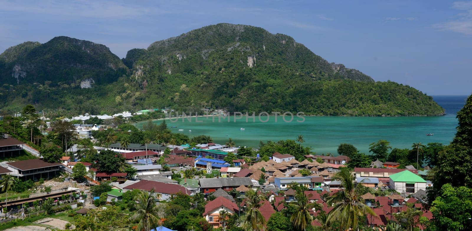The view from the Viewpoint on the Town of Ko PhiPhi on Ko Phi Phi Island outside of the City of Krabi on the Andaman Sea in the south of Thailand.