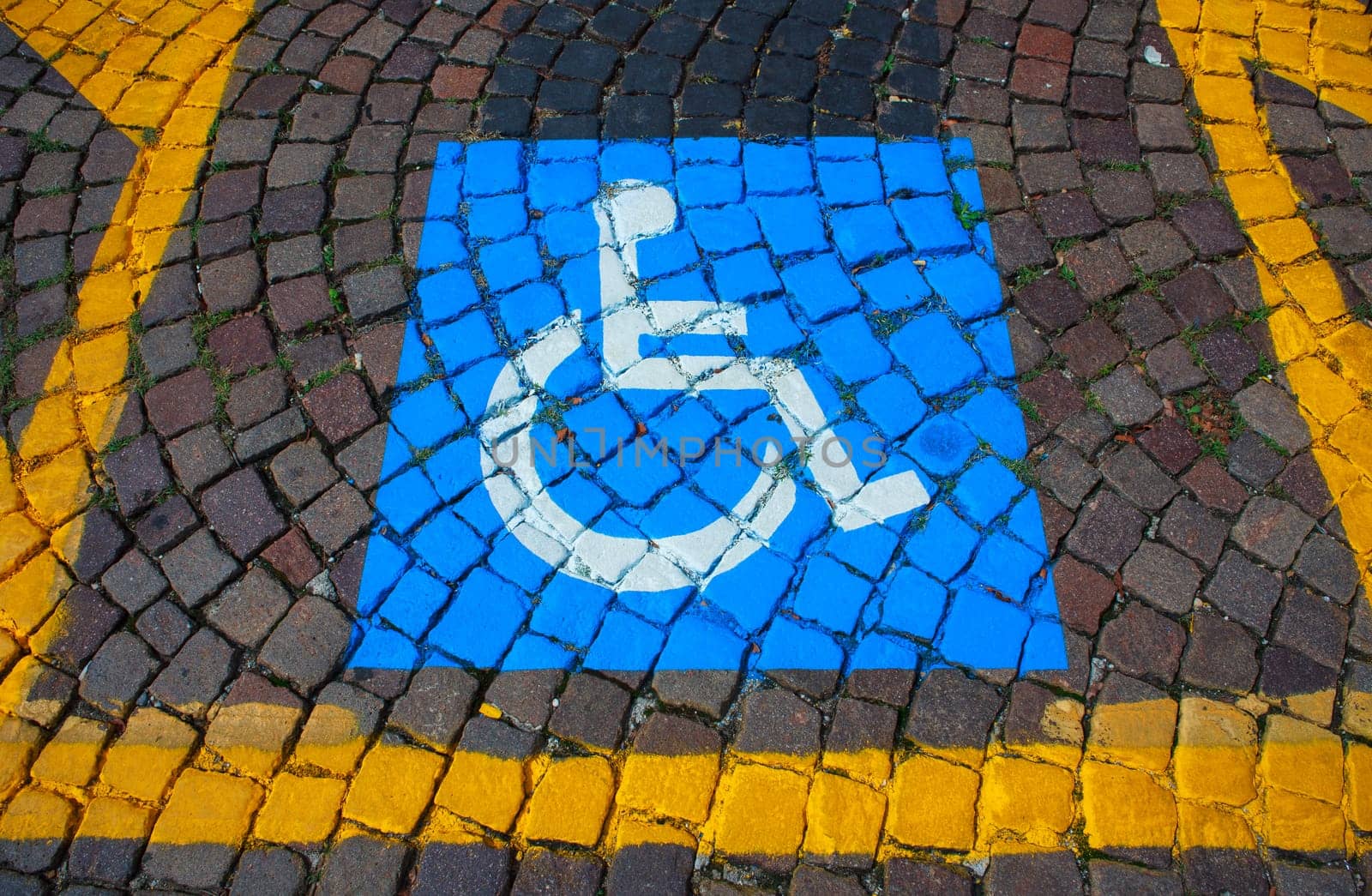 Parking for cars and signal for the disabled