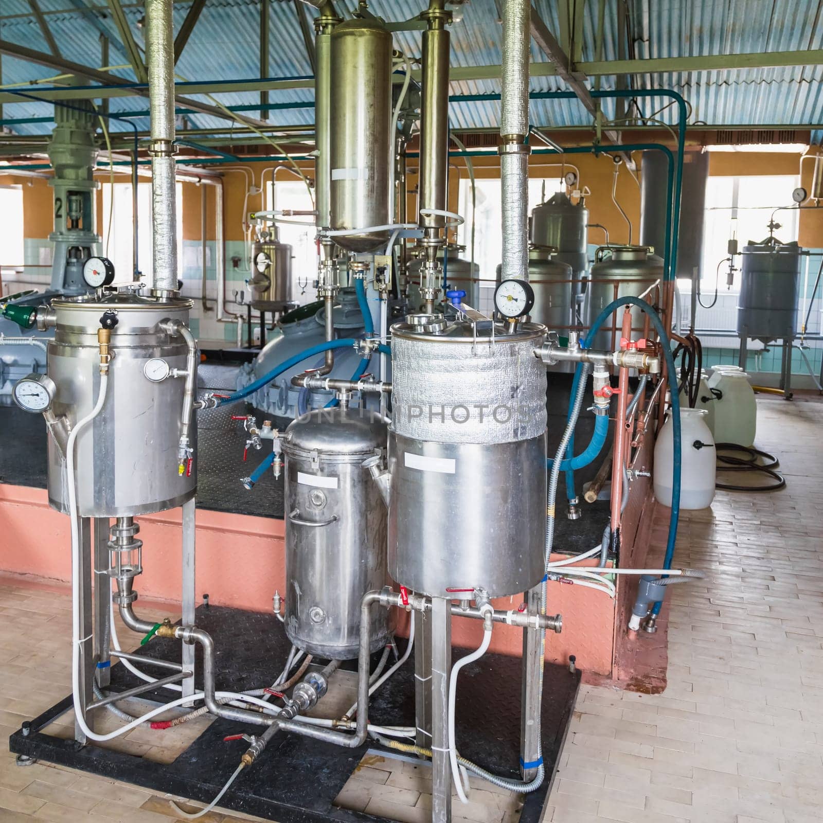 Tank equipment. Pharmaceutical and chemical industry. Manufacture on plant