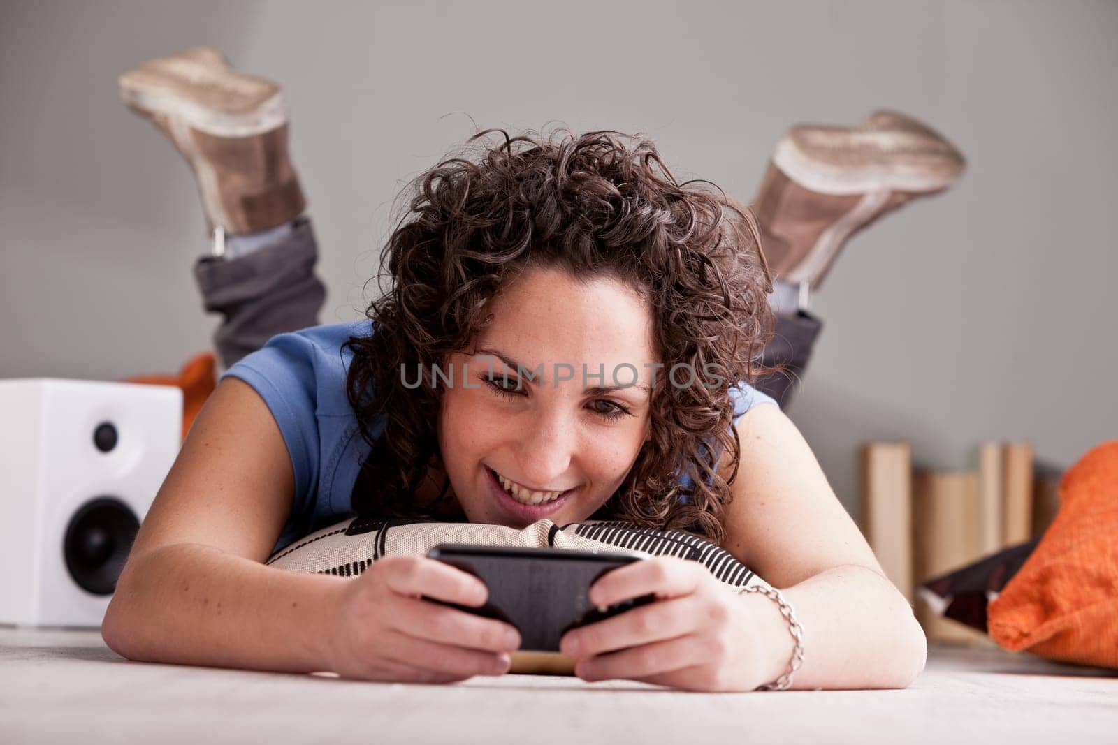 who the hell said that girls don't play videogames? Of course they do it, and they do it the most on their mobile phones