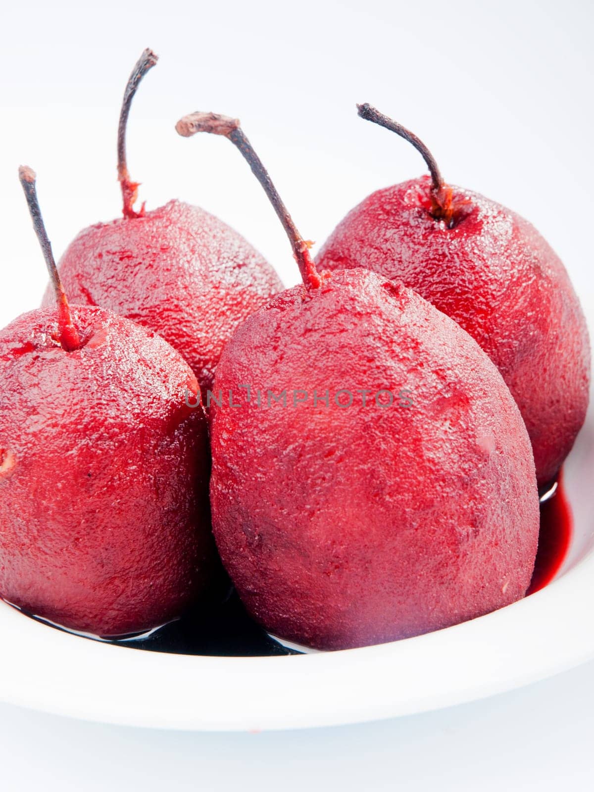 Pears with red wine