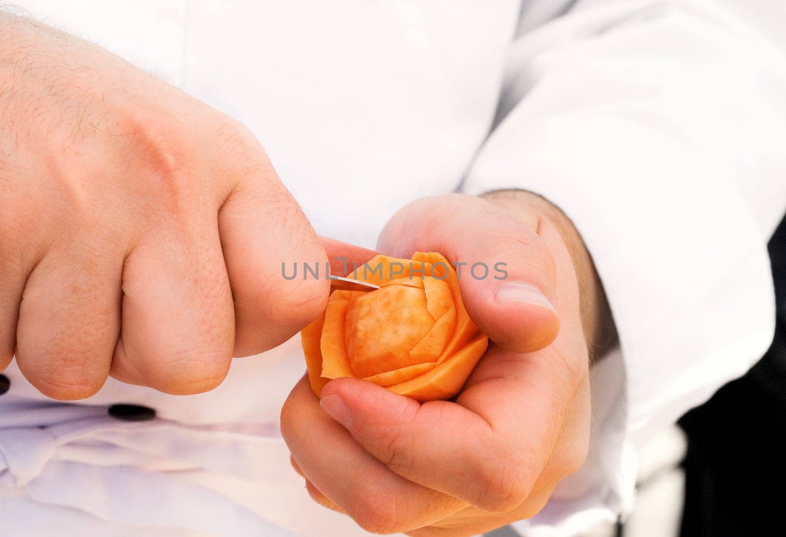 Food carving
