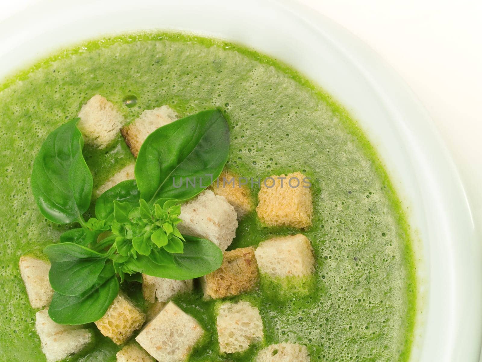 Spinach and Basil Soup