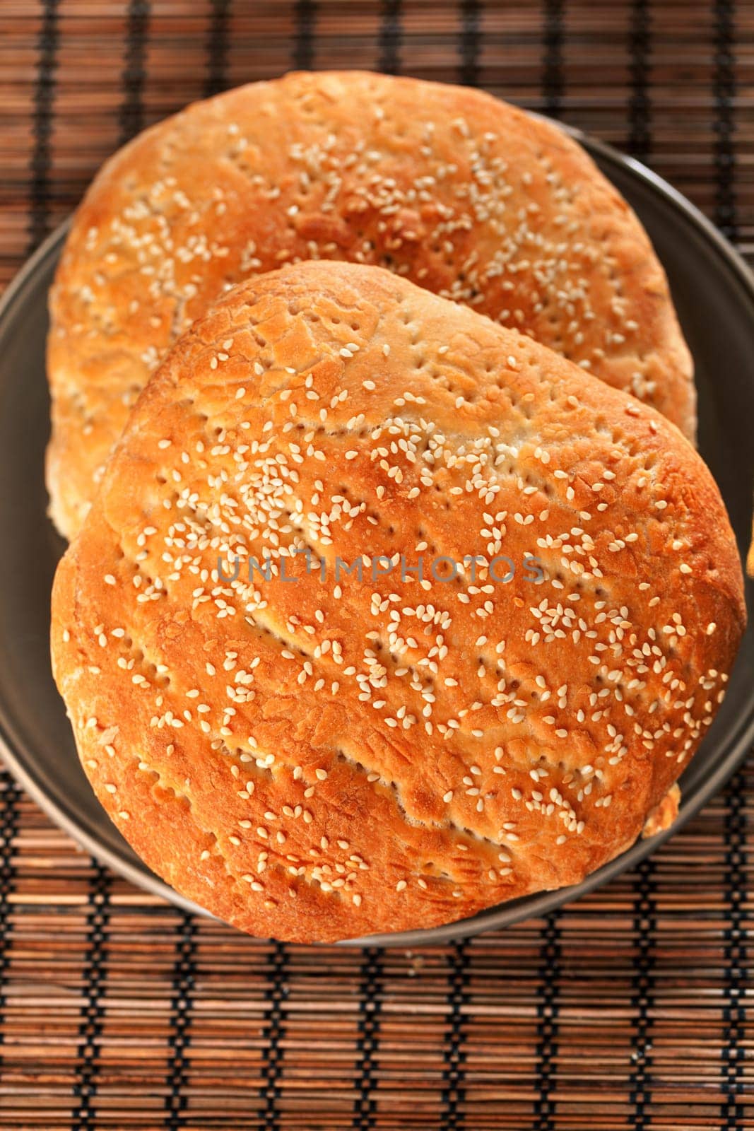 Marokan bread with sesame