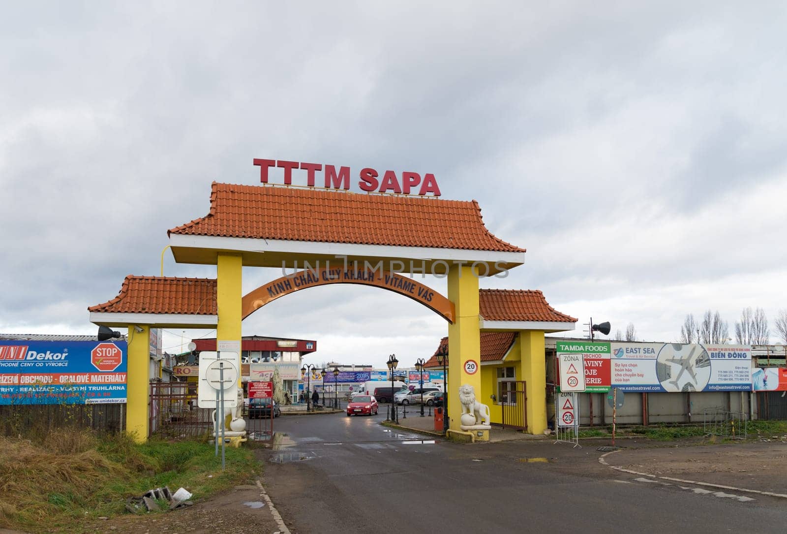 sapa vietnamese market