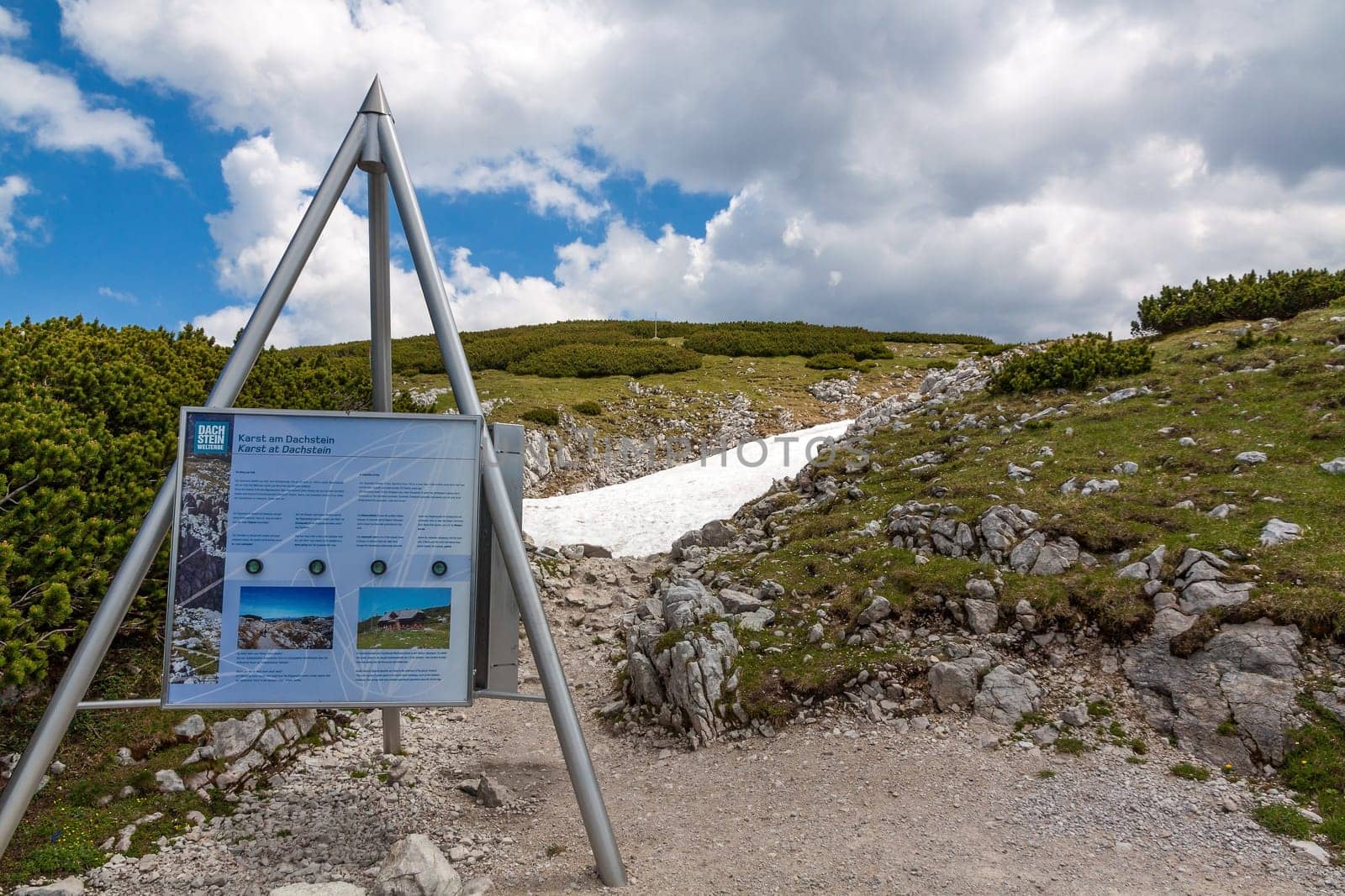 Info plate at the Dachstein informing about the karst landscape