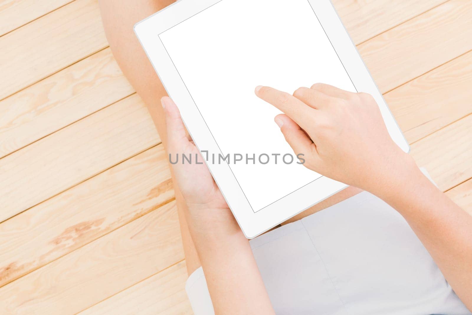 women using tablet white screen