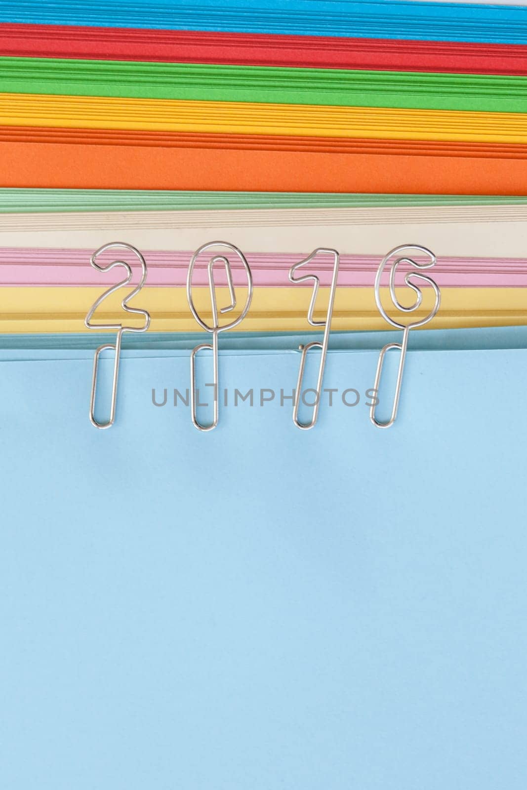 2016 from Buero clips on colorful paper