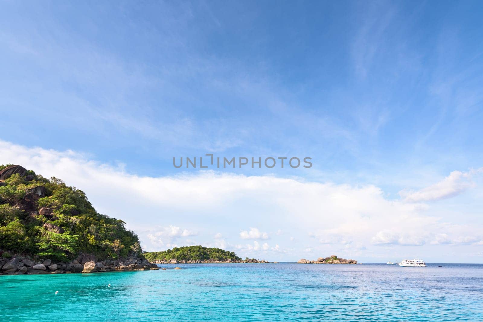 Beautiful landscape clear blue water sea of Honeymoon Bay is a famous attractions for diving at Ko Miang in Mu Koh Similan island National Park, Phang Nga Province, Thailand
