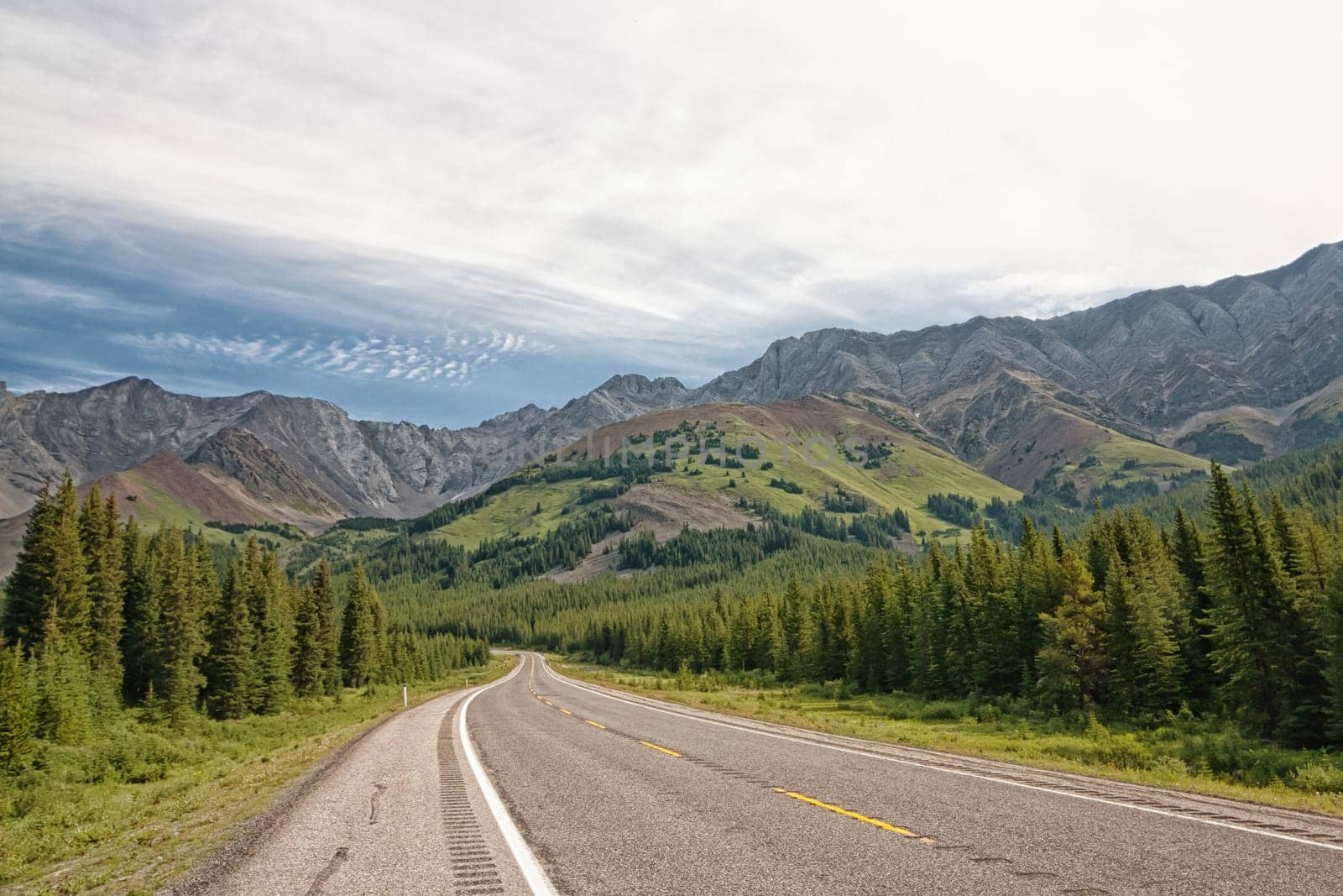 Landscape of Highway 40 through a the mountains in the Highwood Pass in Kananaskis, Alberta.