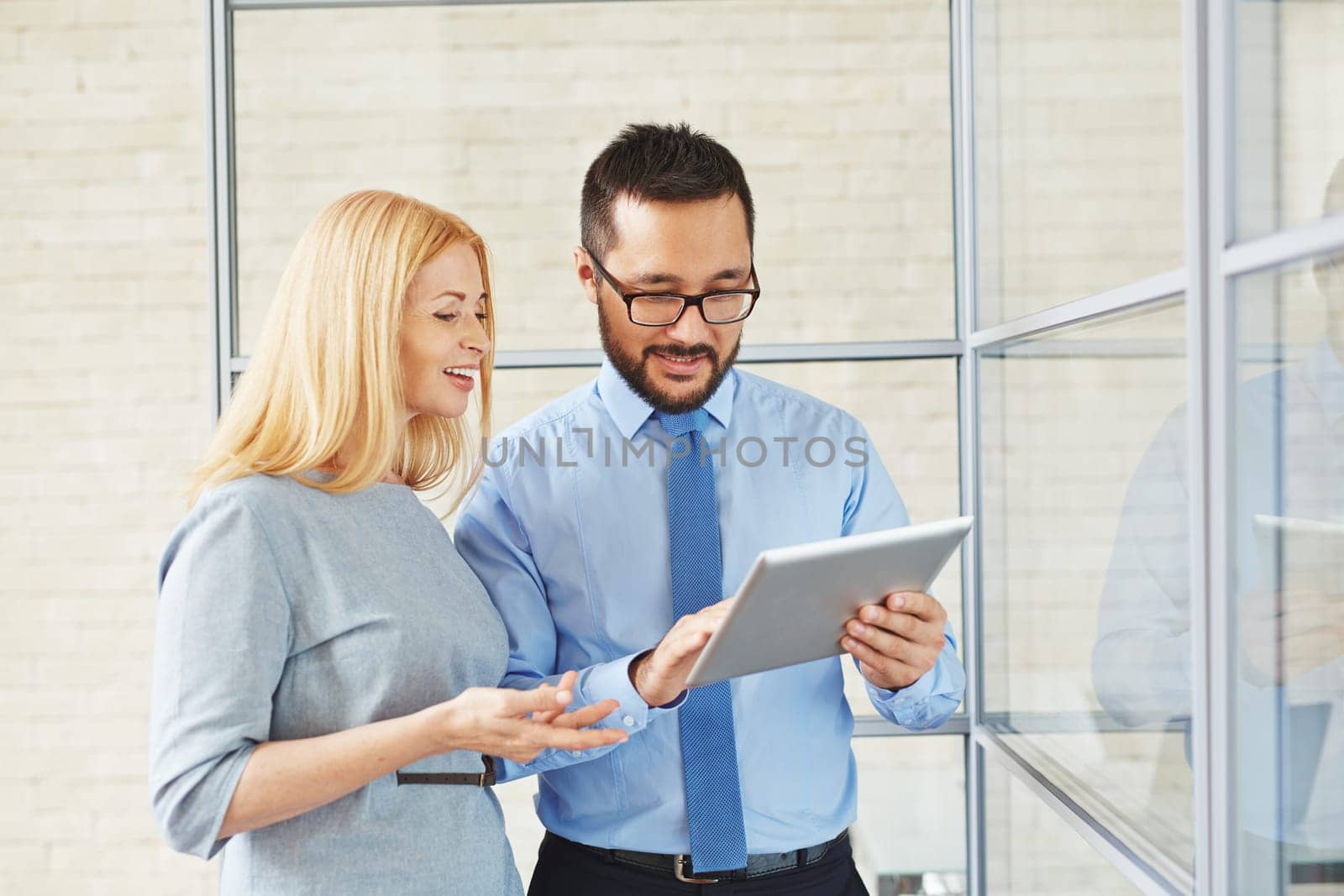Manager using modern technologies in work
