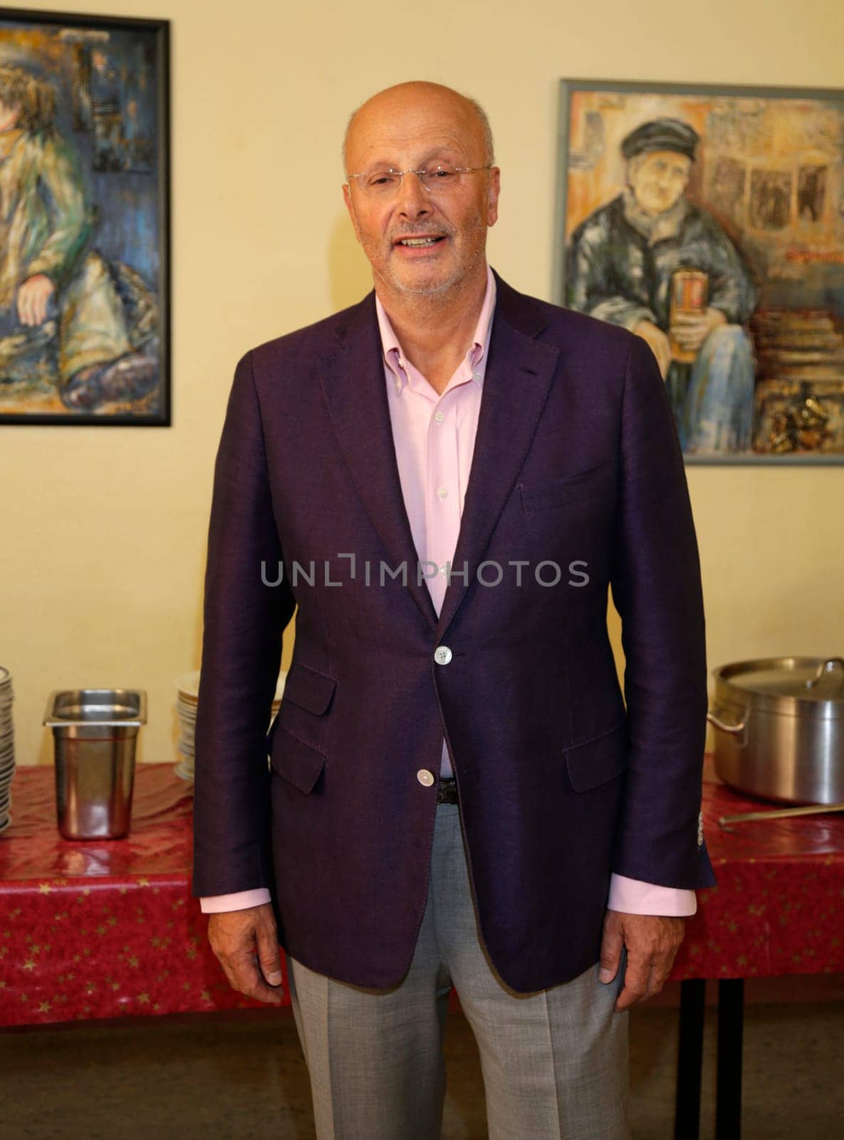 Markus Trebitsch, Photo of On the Street in the Homeless Cafe -CaFée with Heart on St.Pauli Hamburg on 26.08.2015