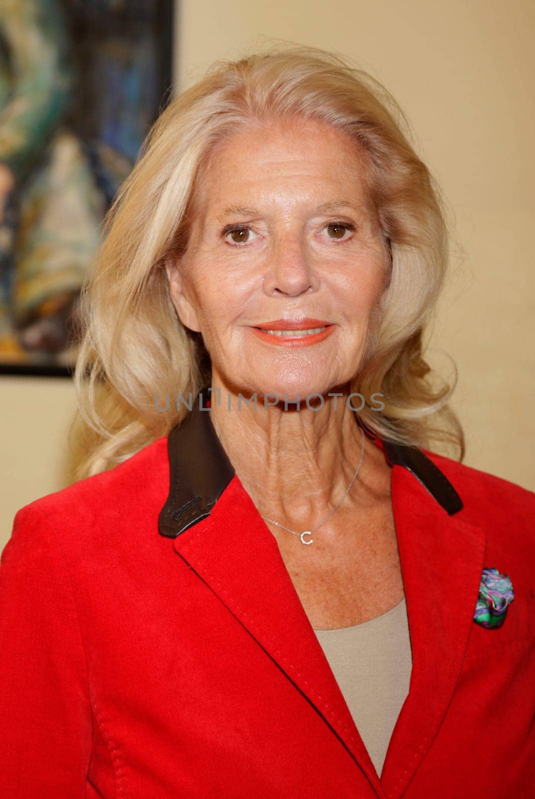 Christiane Hoerbiger ,