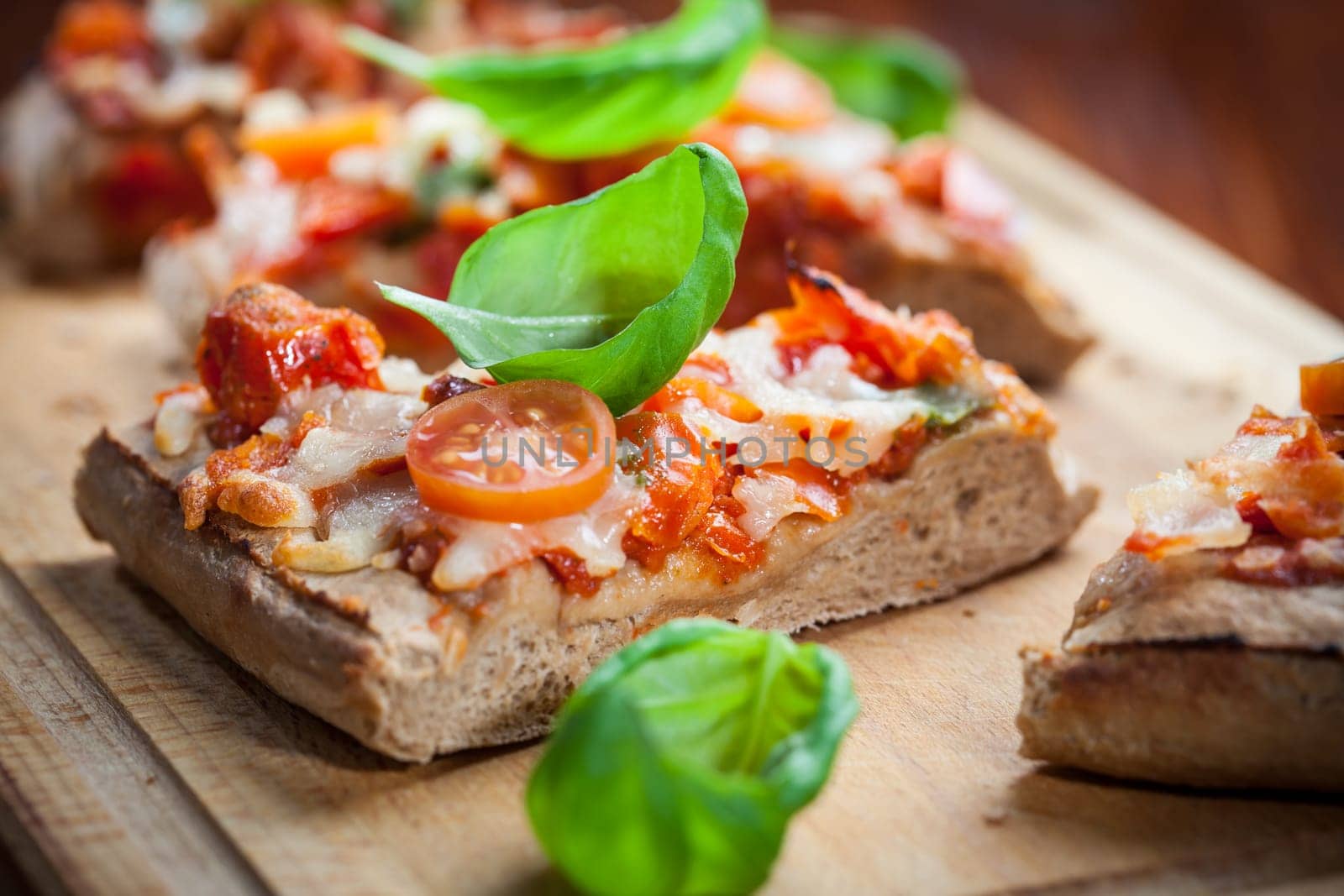 Pull aparat pizza breadwith herbs and basill