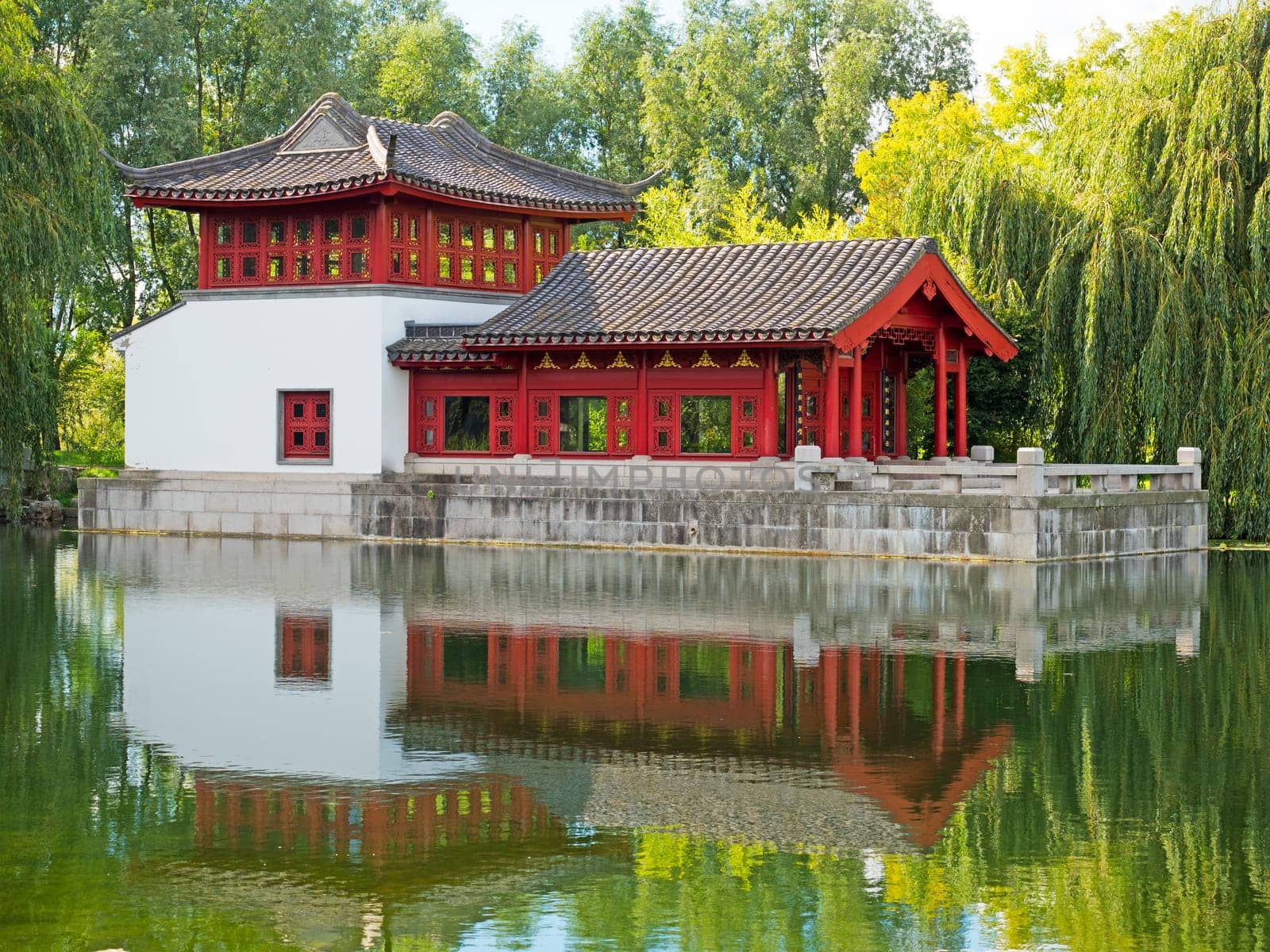 traditional Chinese temple