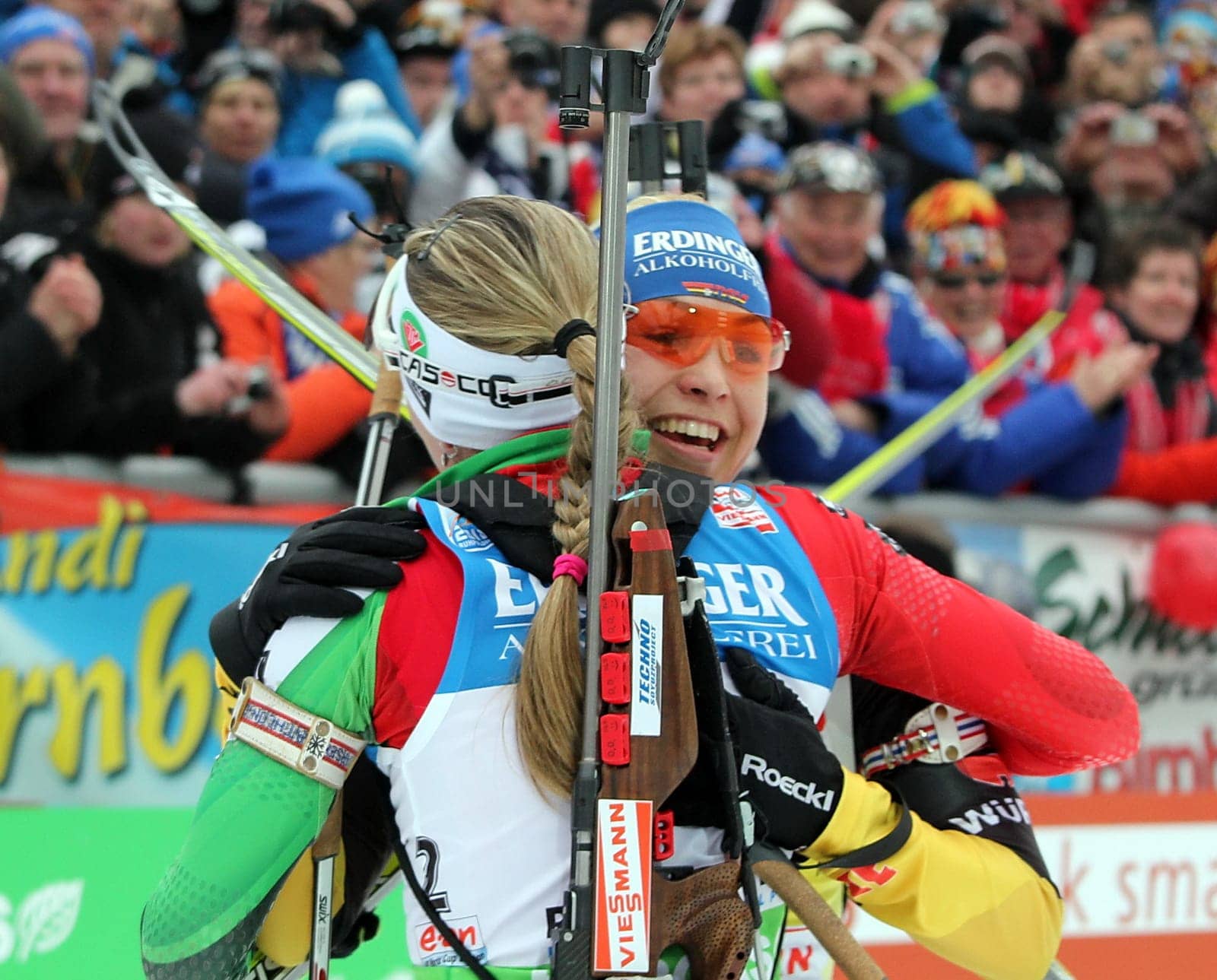 Magdalena Neuner and Darya Domracheva are looking forward to the World Championship medals won together in Ruhpolding.