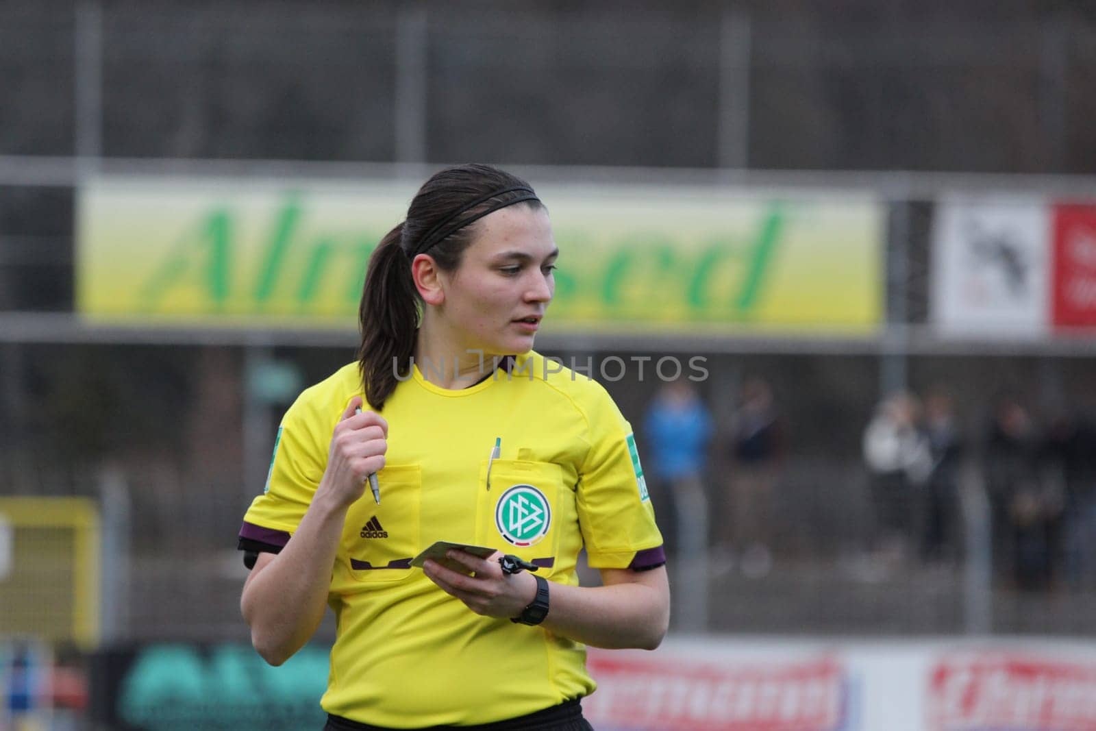 DFB-Pokal Semi-final: SC Freiburg - VfL Wolfsburg on 2.03.2013 0:5 (0:1)- Football referee Angeliga Söder