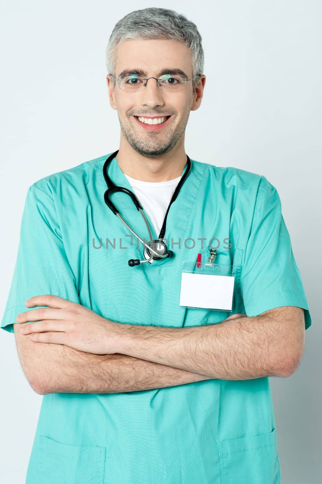We doctors are at your service.