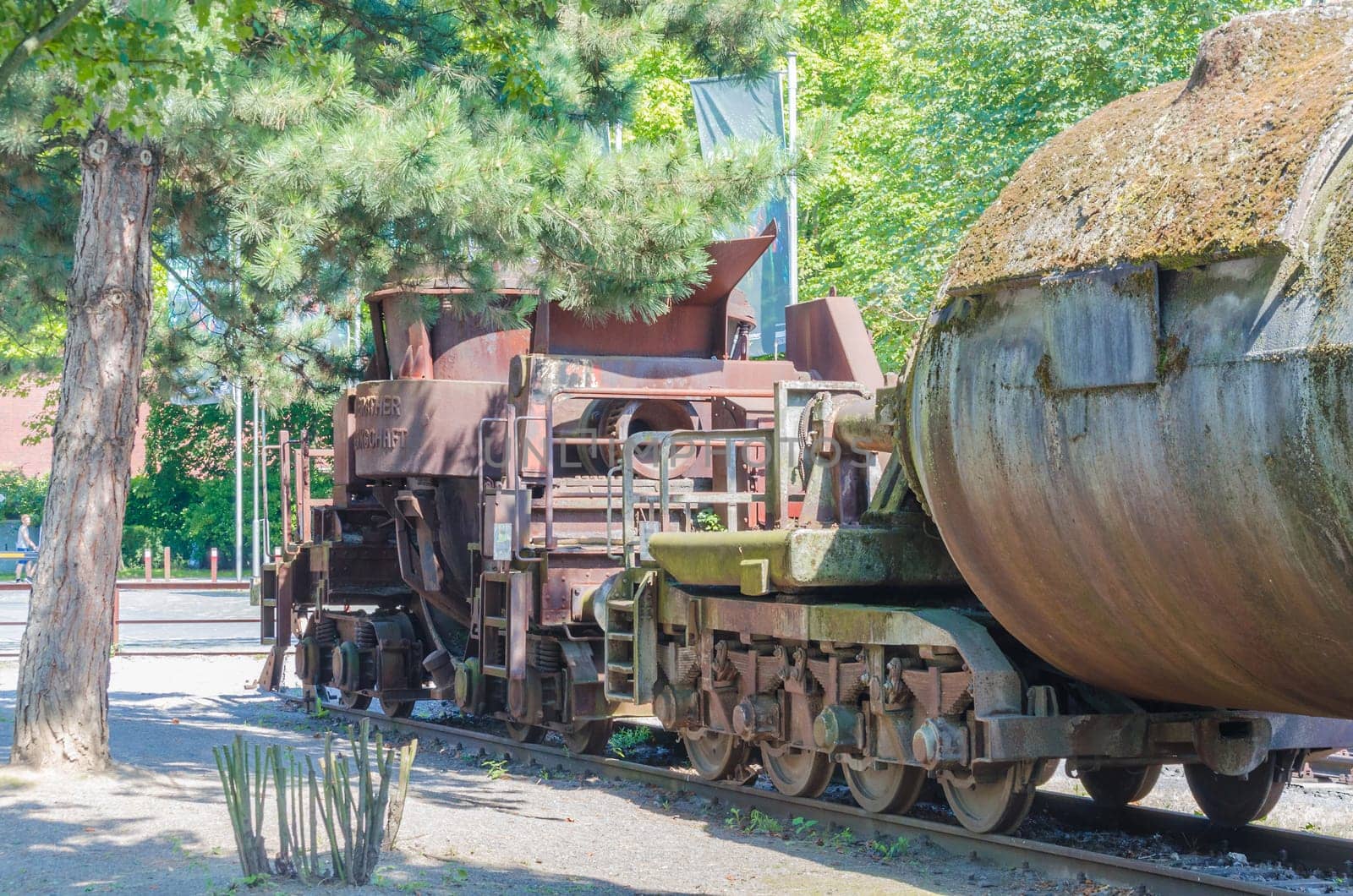 Freight wagons,tank wagons,torpedo wagons or pan wagons were intended for the transport of liquid iron.