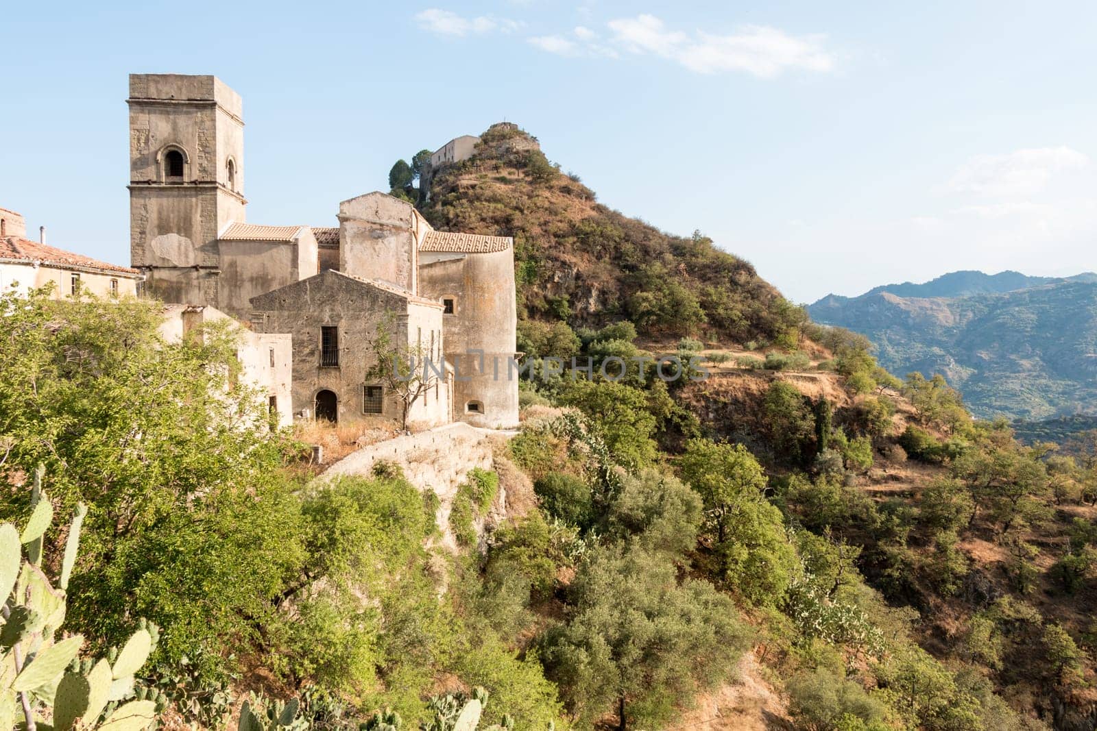 sicilian city on eastern coast