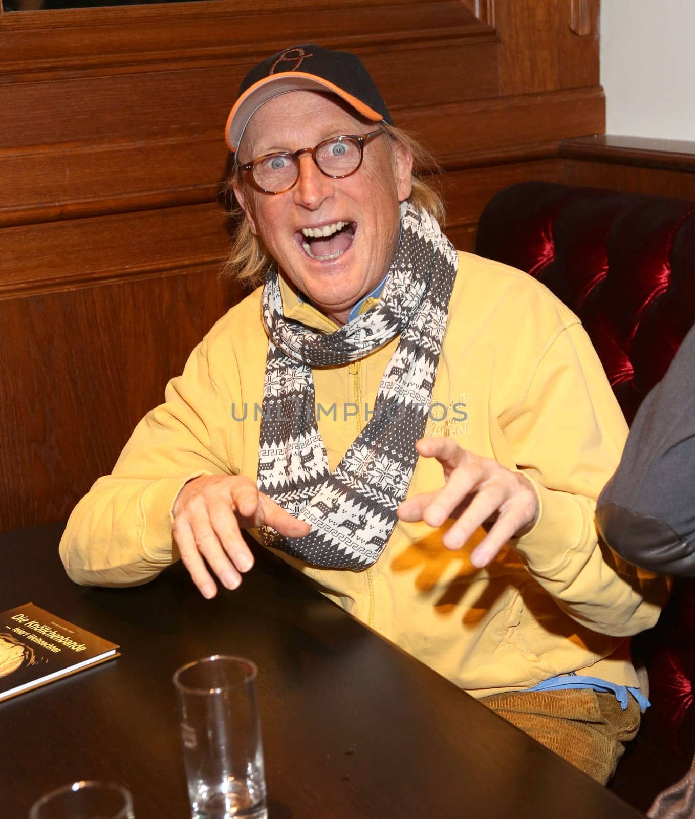   otto waalkes,\r\nroncalli grand cafe eroeffnung im levanthehaus hamburg am 01.12.2015