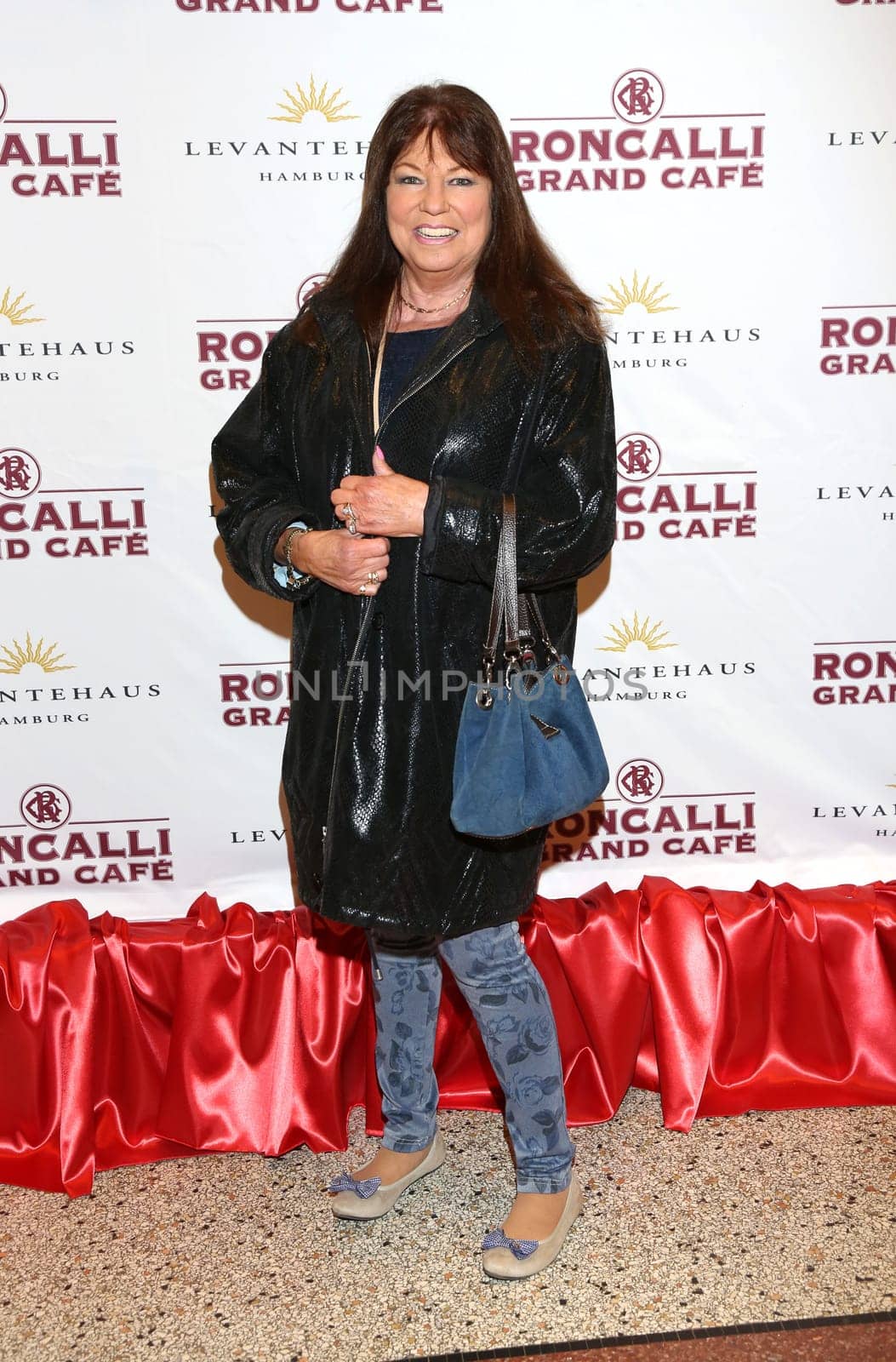 Uschi Nerke,  Roncalli Grand Cafe Eroeffnung  im Levanthehaus Hamburg am 01.12.2015