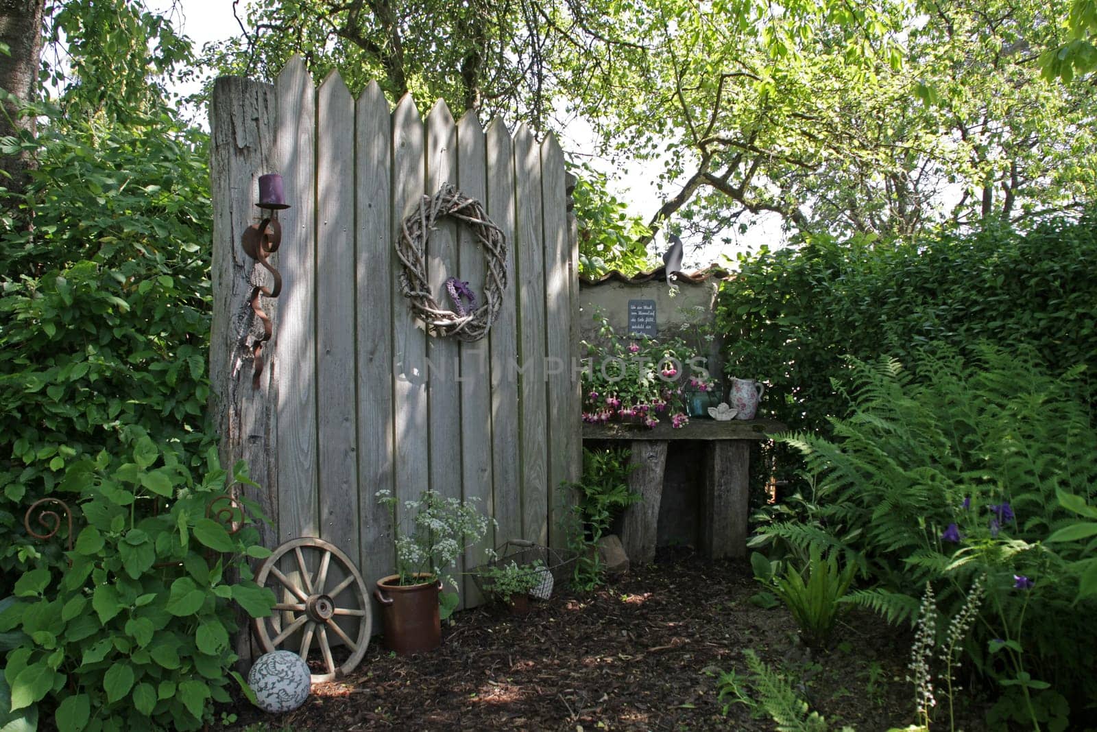 garden lawn flowers