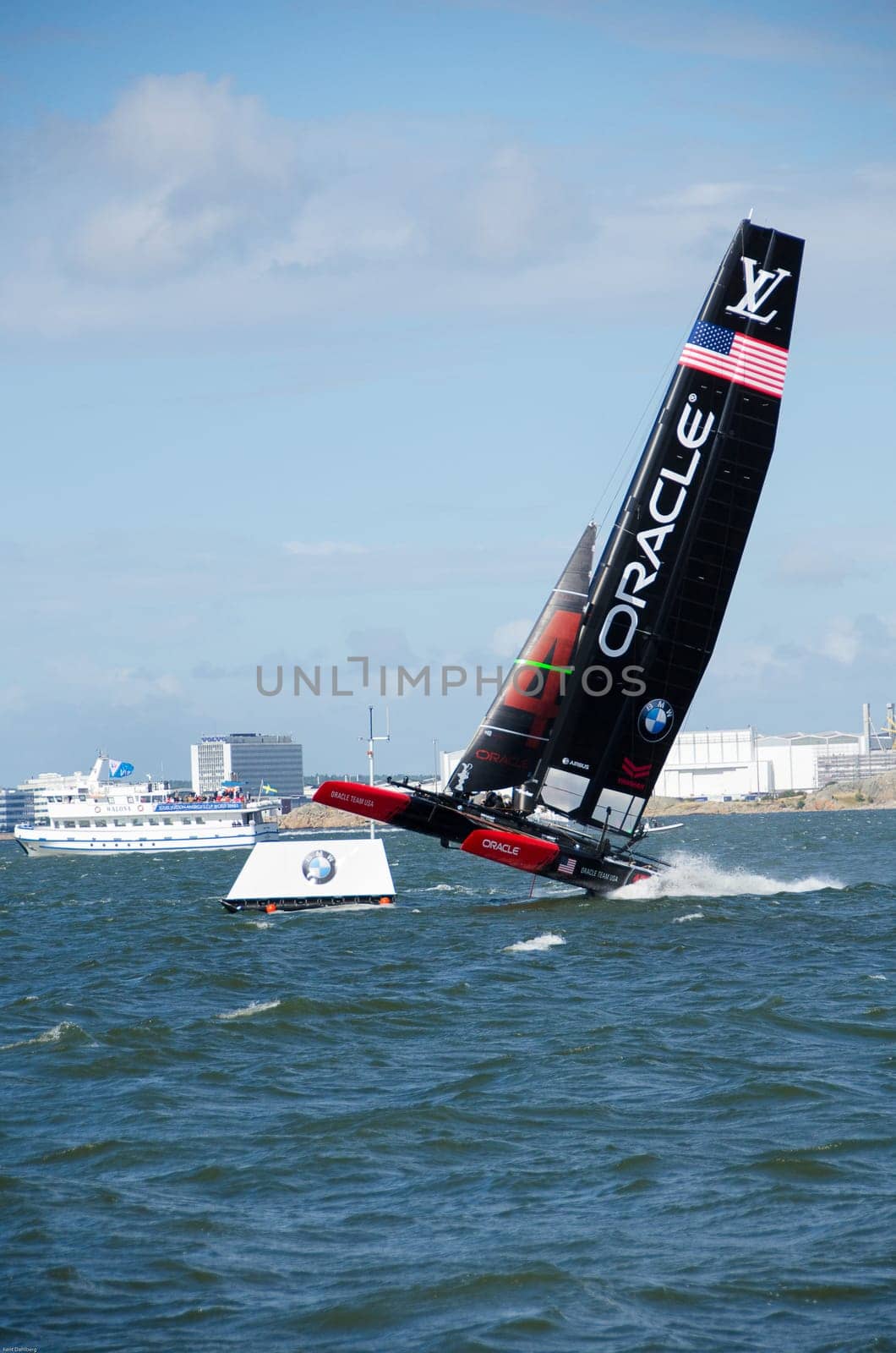 one very fast boat sailng in americas cup in sweden