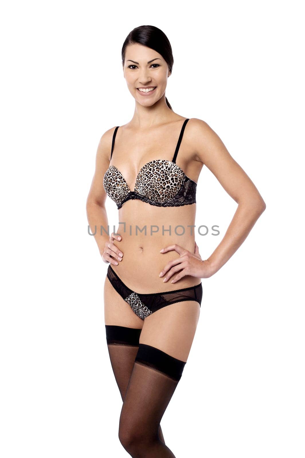 Pretty woman posing with hands on hip