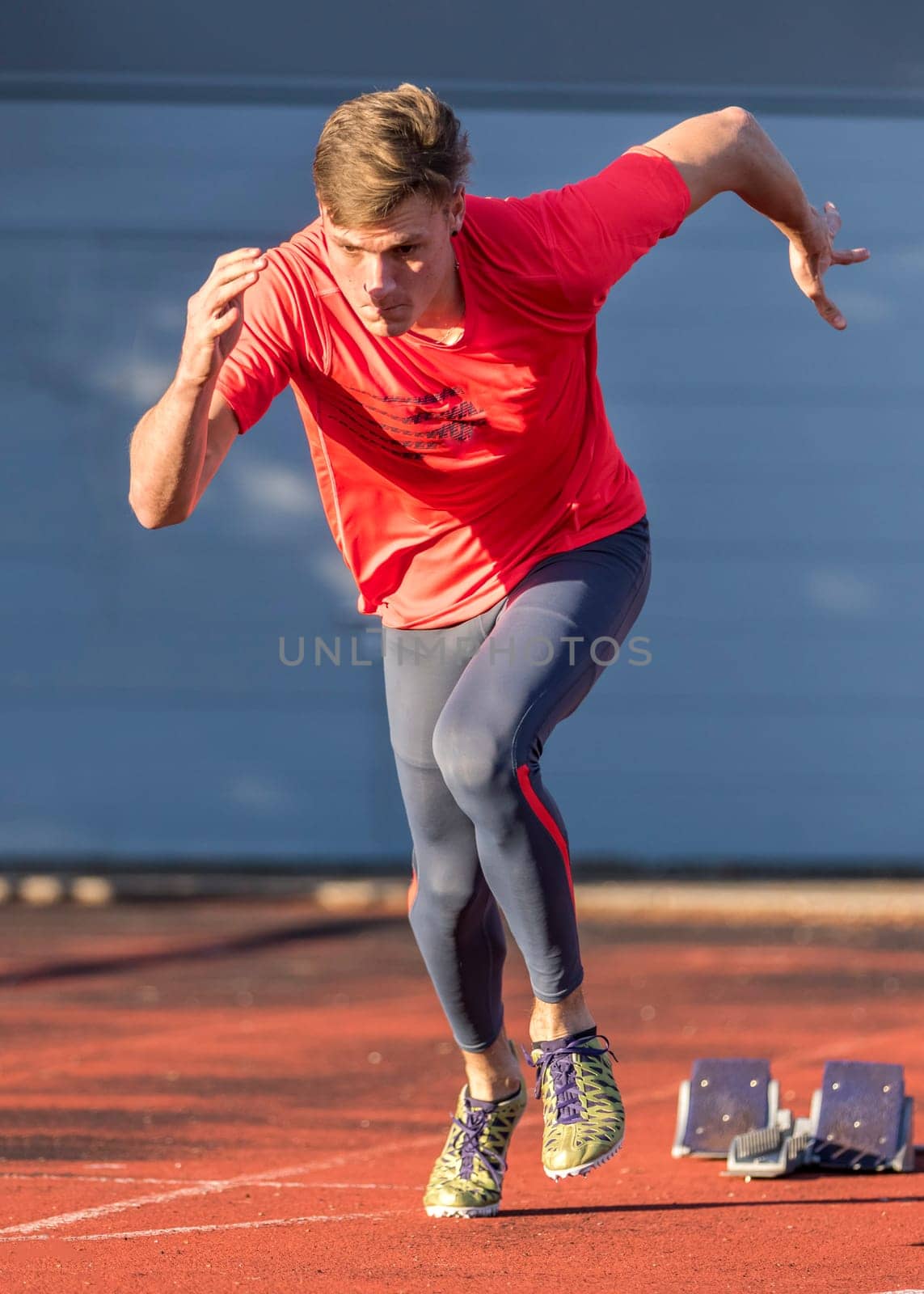 Sprint start in athletics