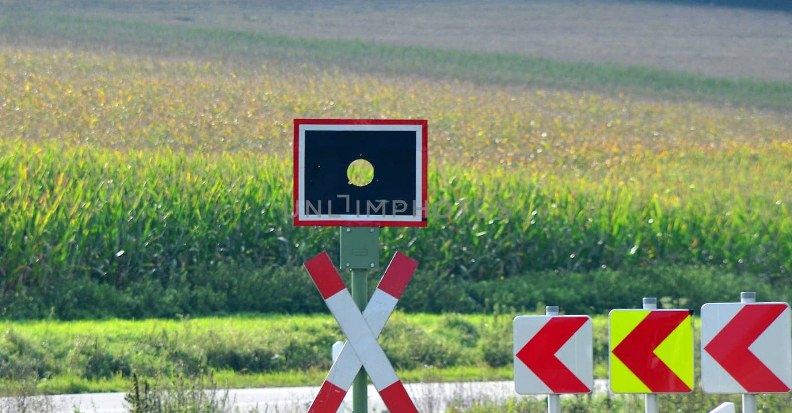 Level crossing with visibility