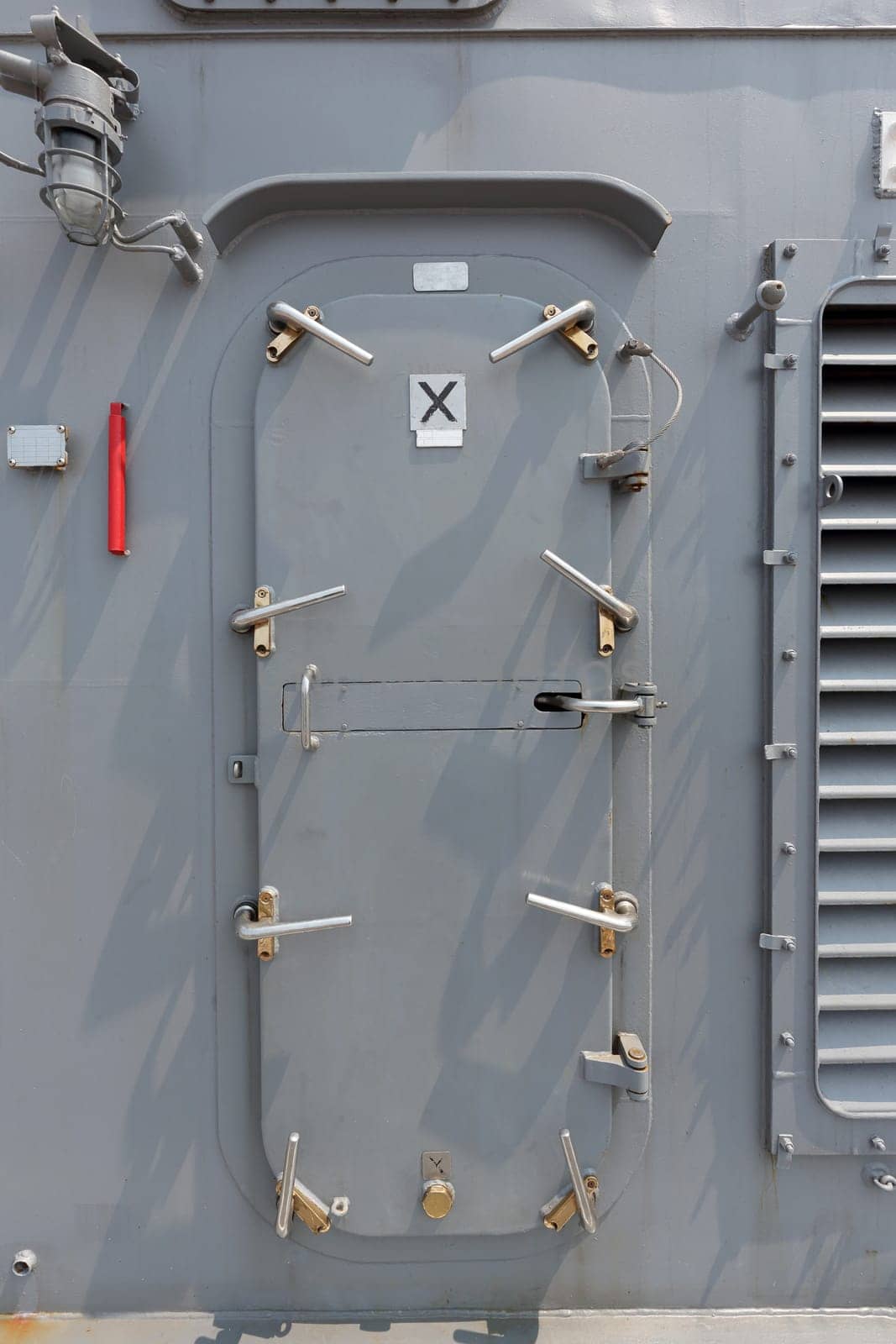 Warship - security door, Japan Maritime Self-Defense Force