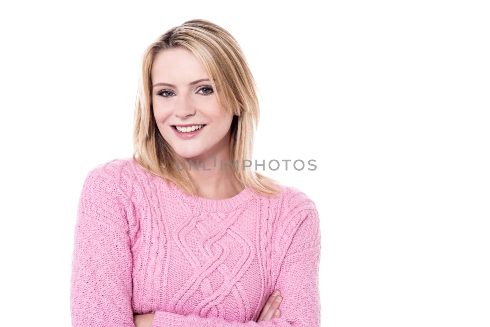 Image of a pretty lady with crossed arms