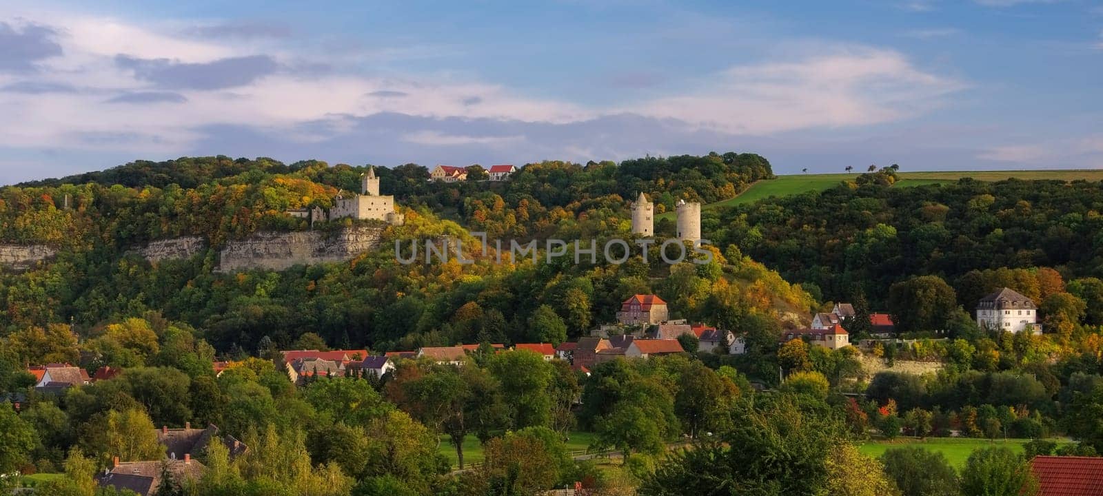 Rudelsburg and Saaleck Castle in autumn - Rudelsburg and Saaleck castle in fall