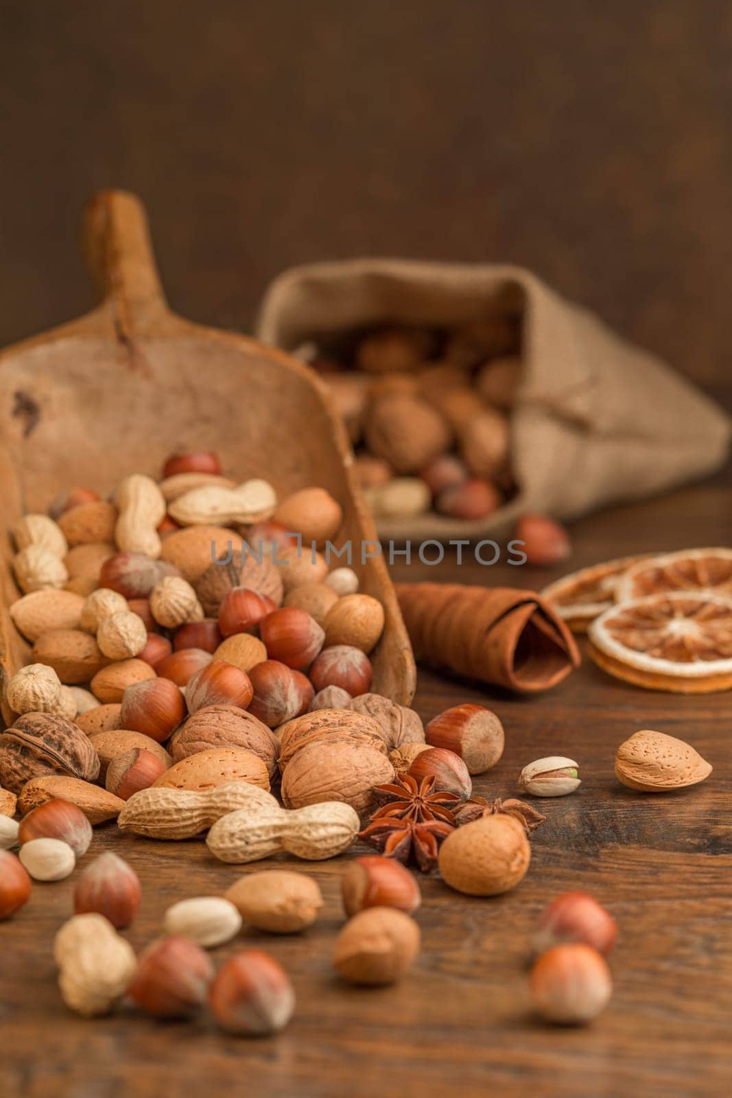 Nut