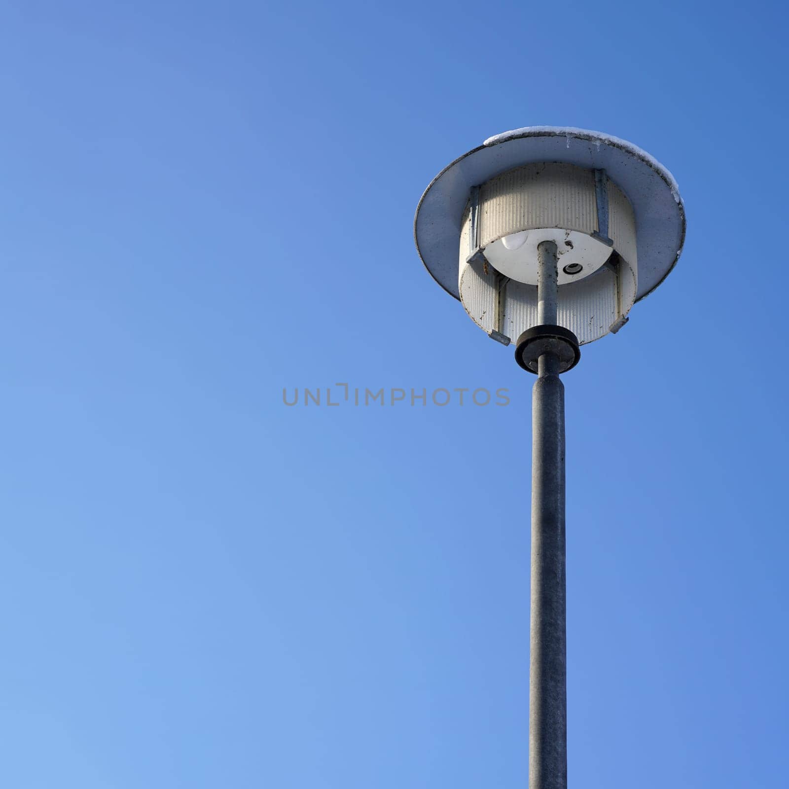 Street lamp from the GDR at the roadside