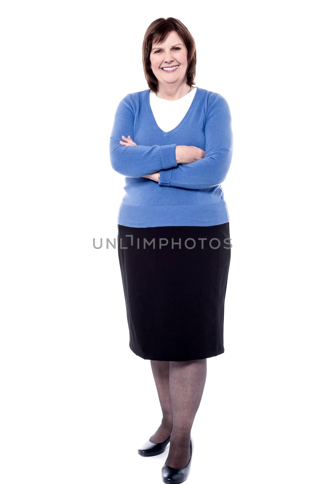 Woman over white posing with folded arms