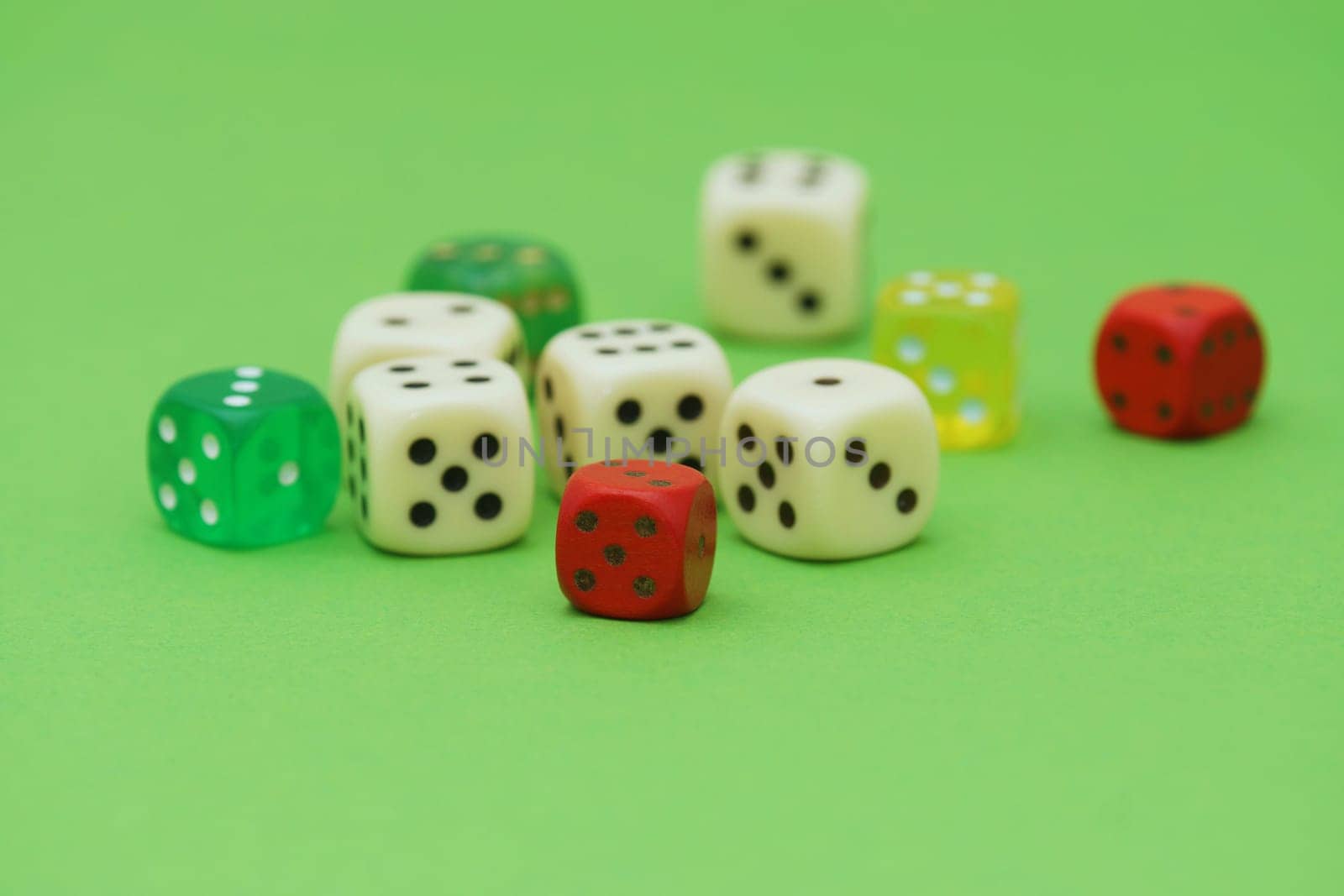 Wuerfel on a green background