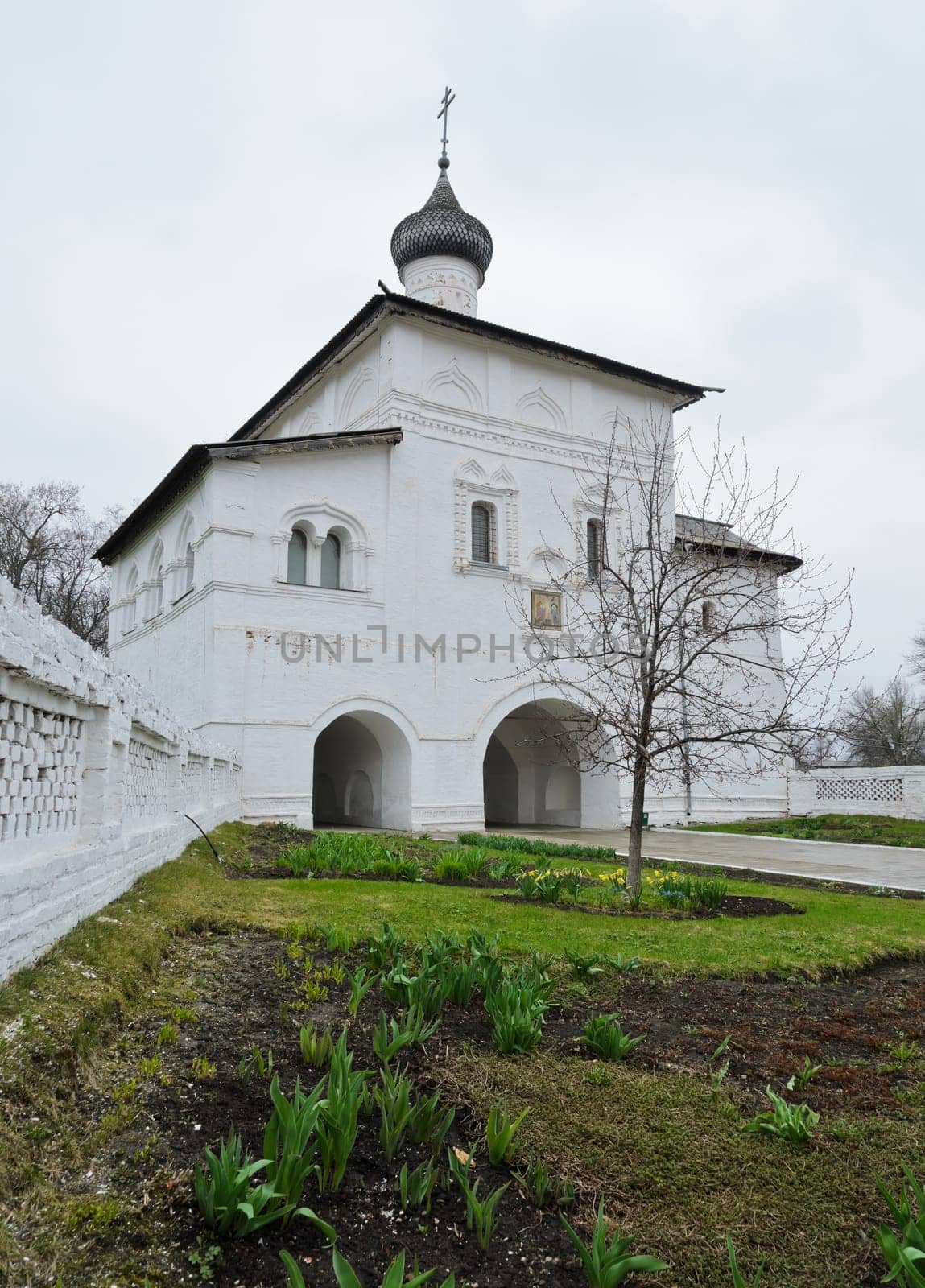 Annunciation Gate-Church in Monastery of Saint Euthymius in Suzdal, Russia.