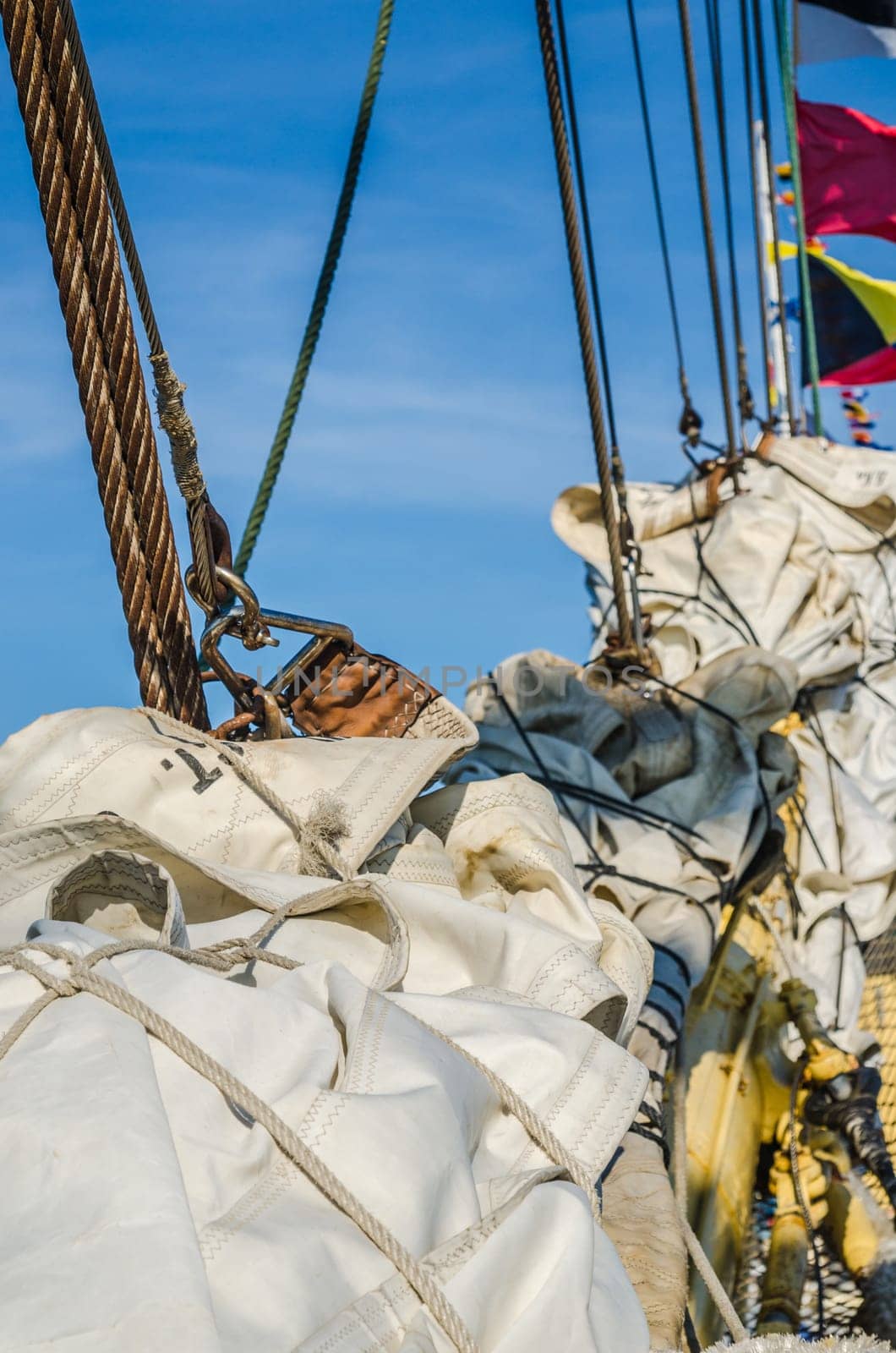 Mast with sails of an old sailing vessel