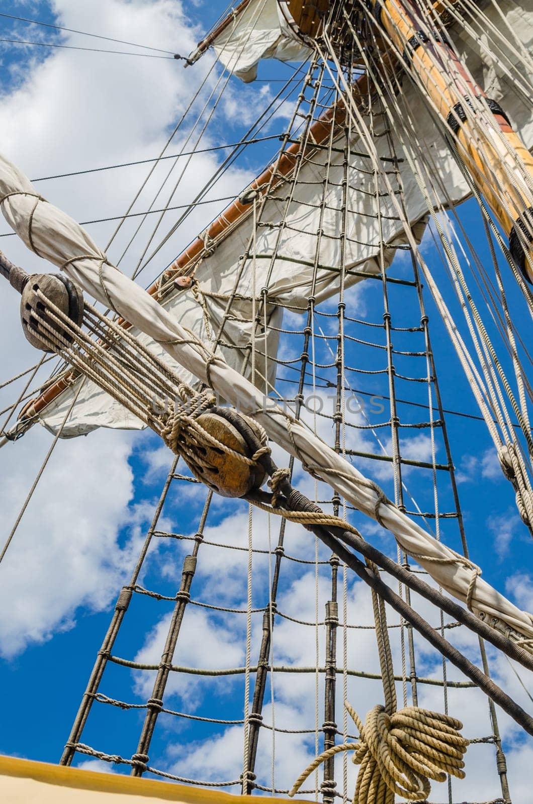 Mast with sails of an old sailing vessel