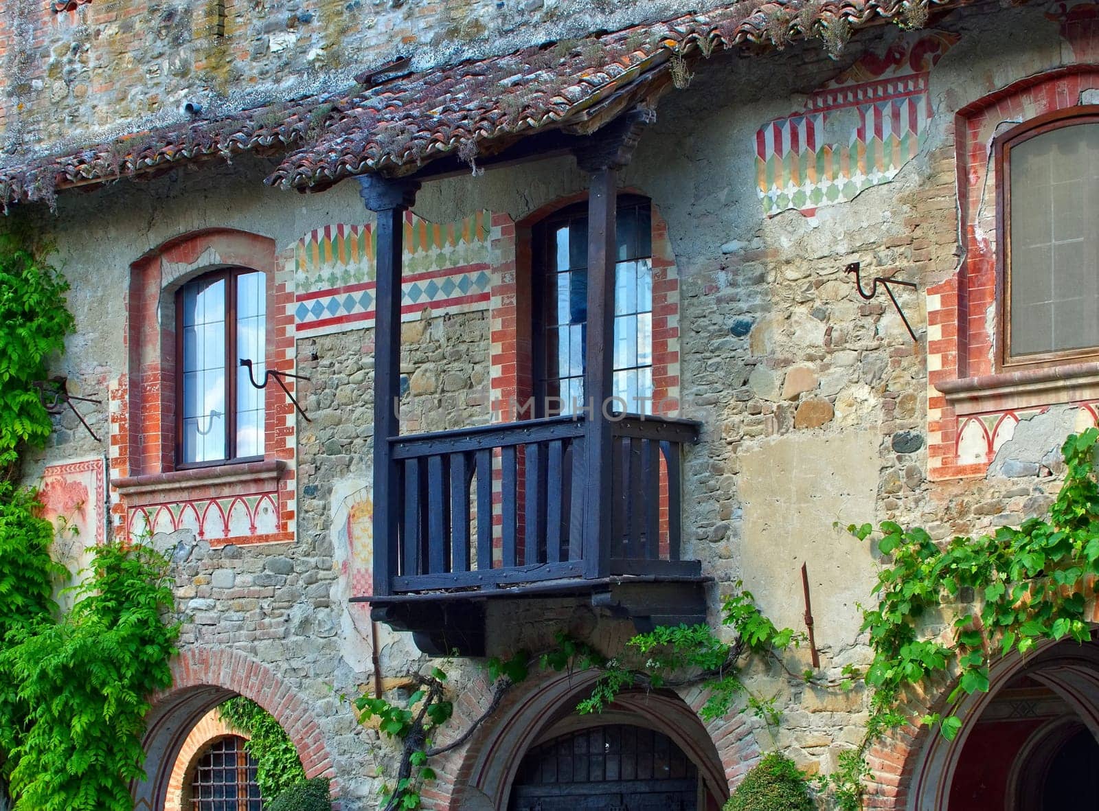 Grazzano Visconti Balcony - Grazzano Visconti balkony 02
