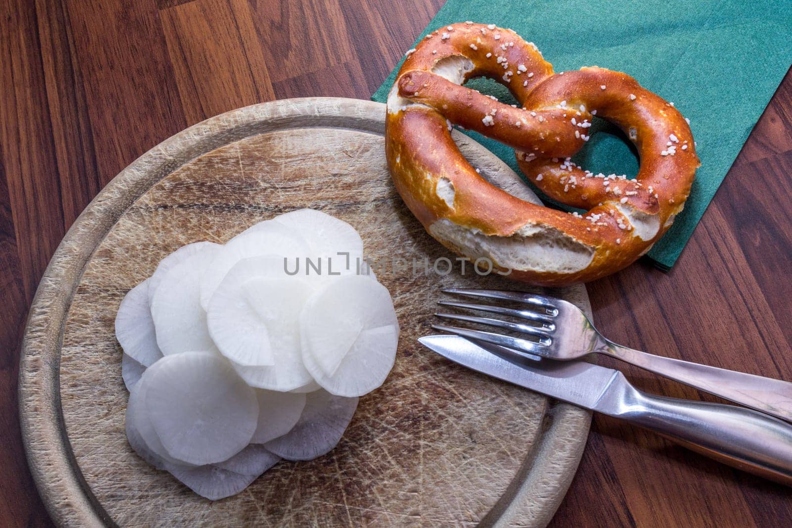 Pretzels and radi,pretzels and horseradish,a vegetarian,Bavarian bread