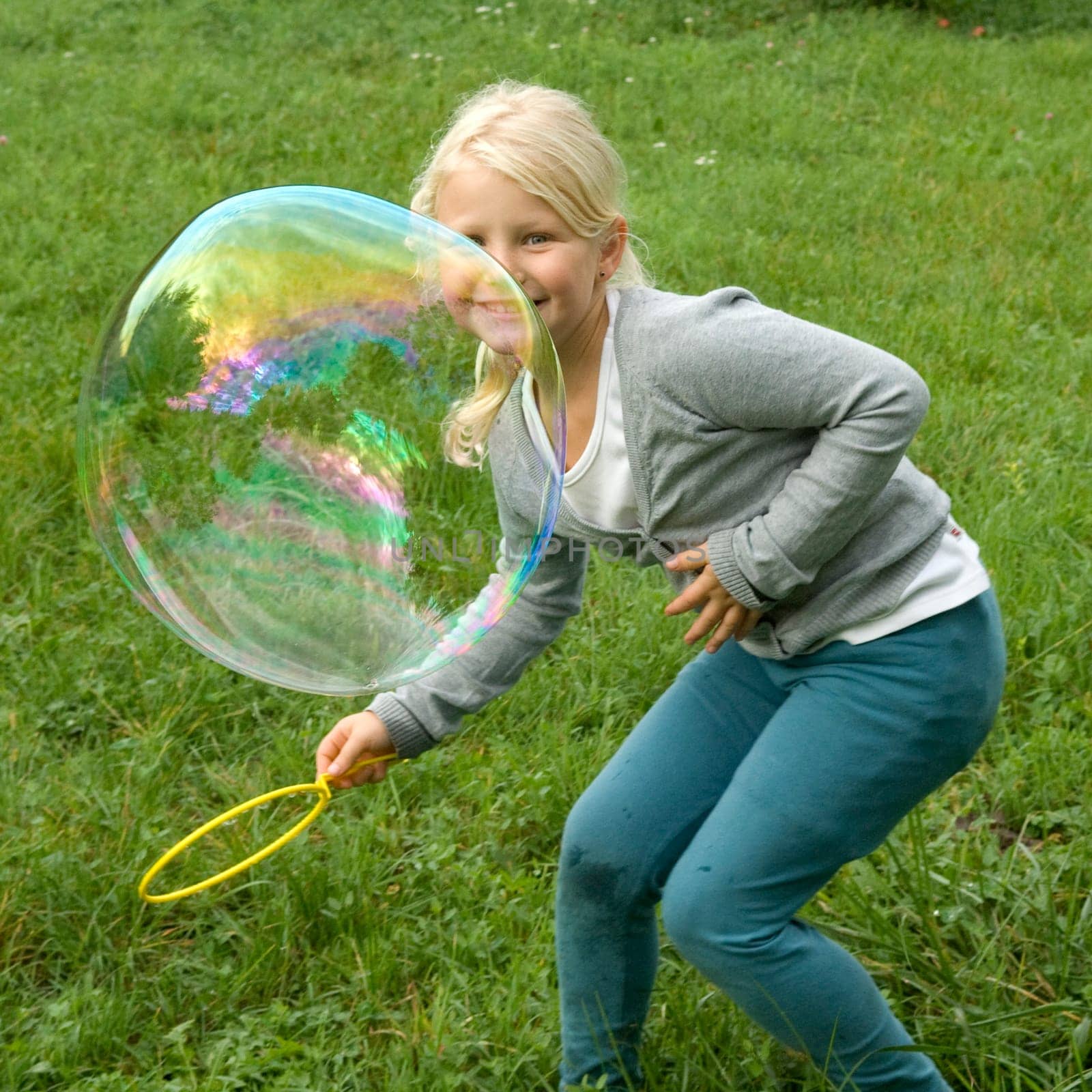 Maedchen, Seifenblasen