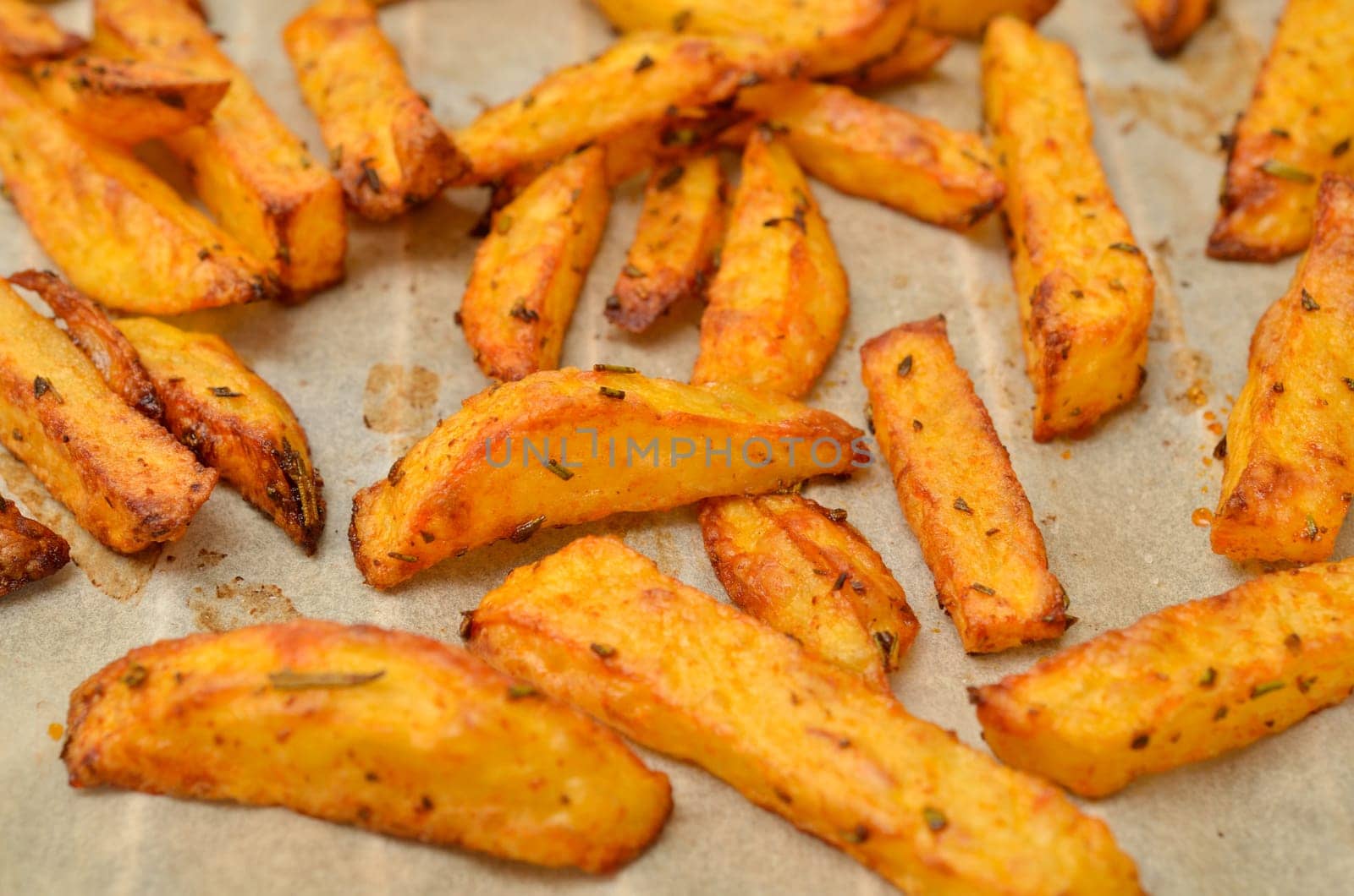 Potato wedges with rosmary and thyme