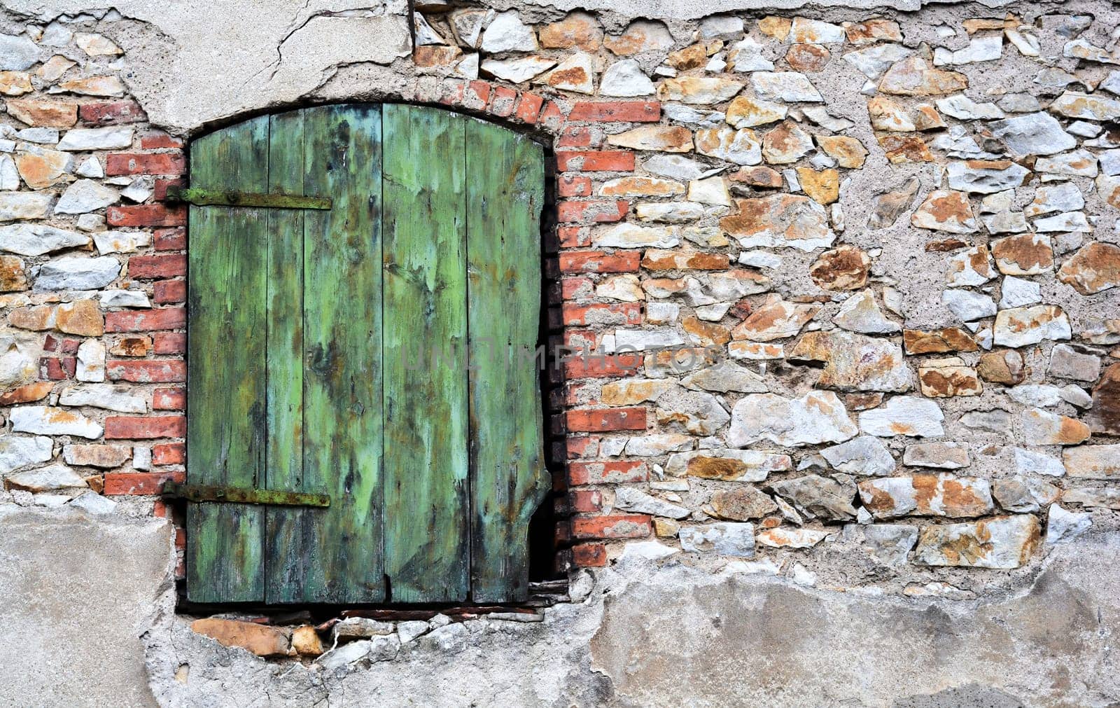 green door