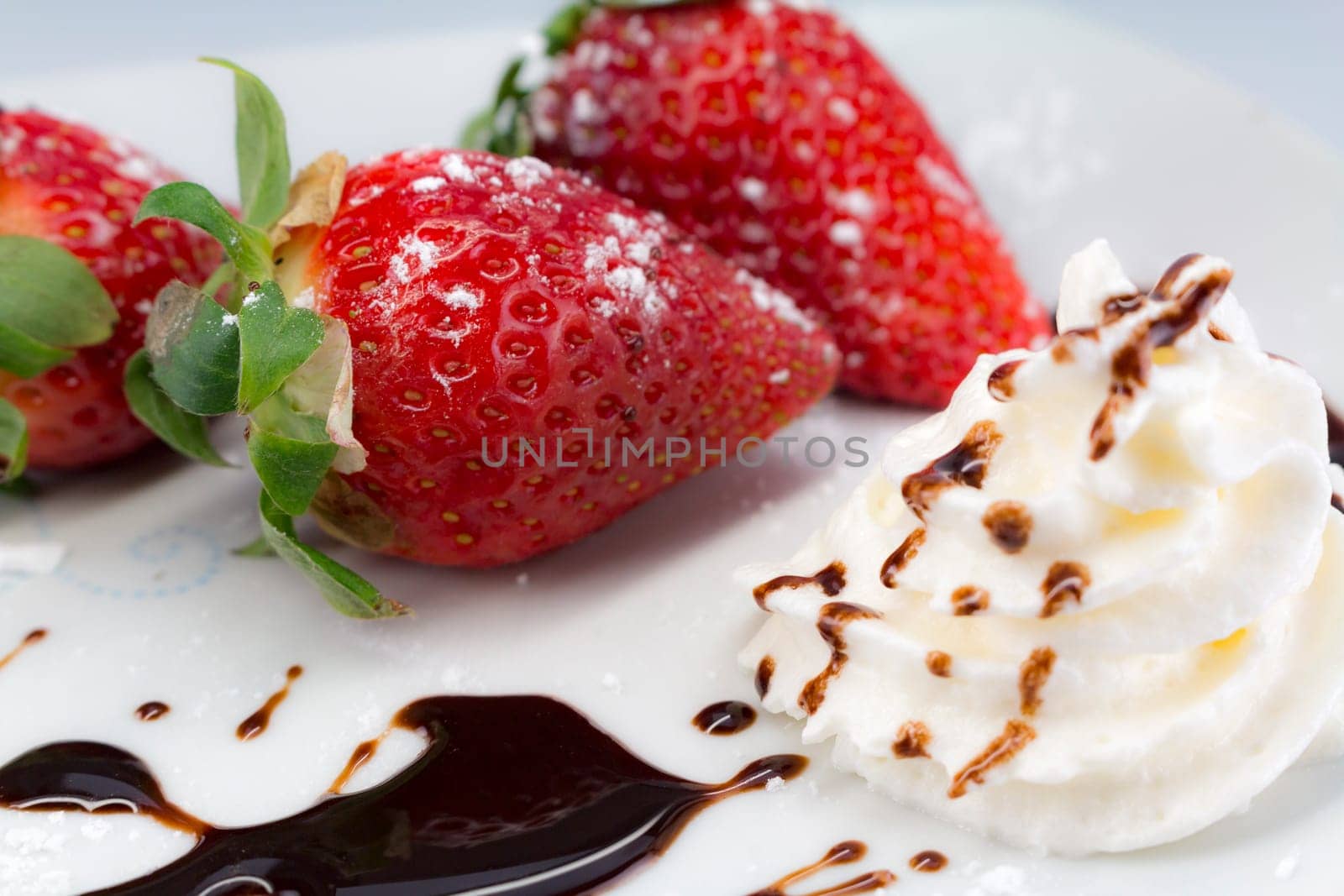 Strawberry dessert