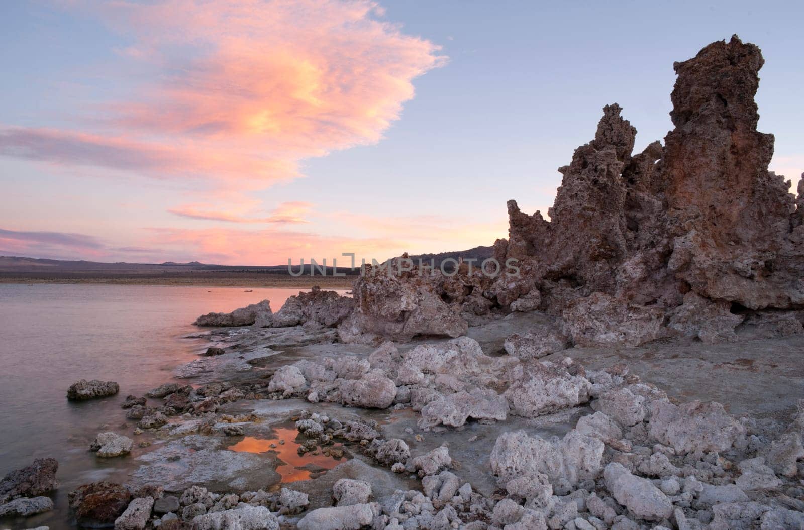 The sun has set on Eastern California and Mono Lake