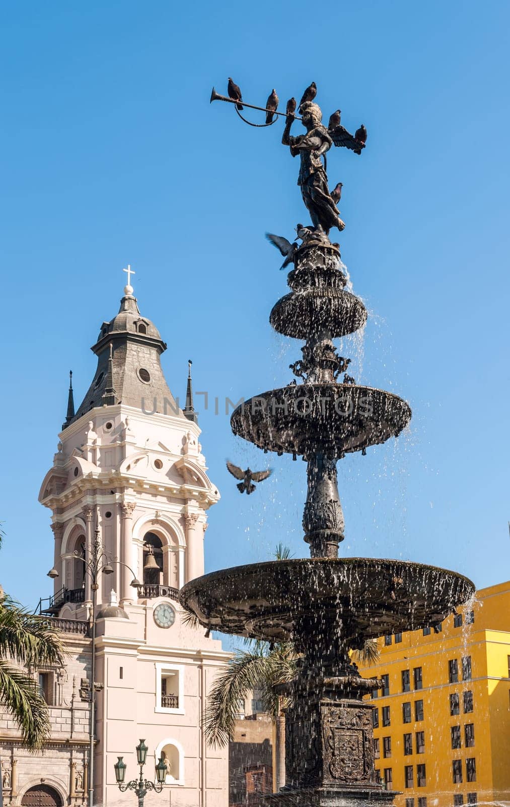 Bronze fountain and Cathedral, Plaza de Armas, Lima