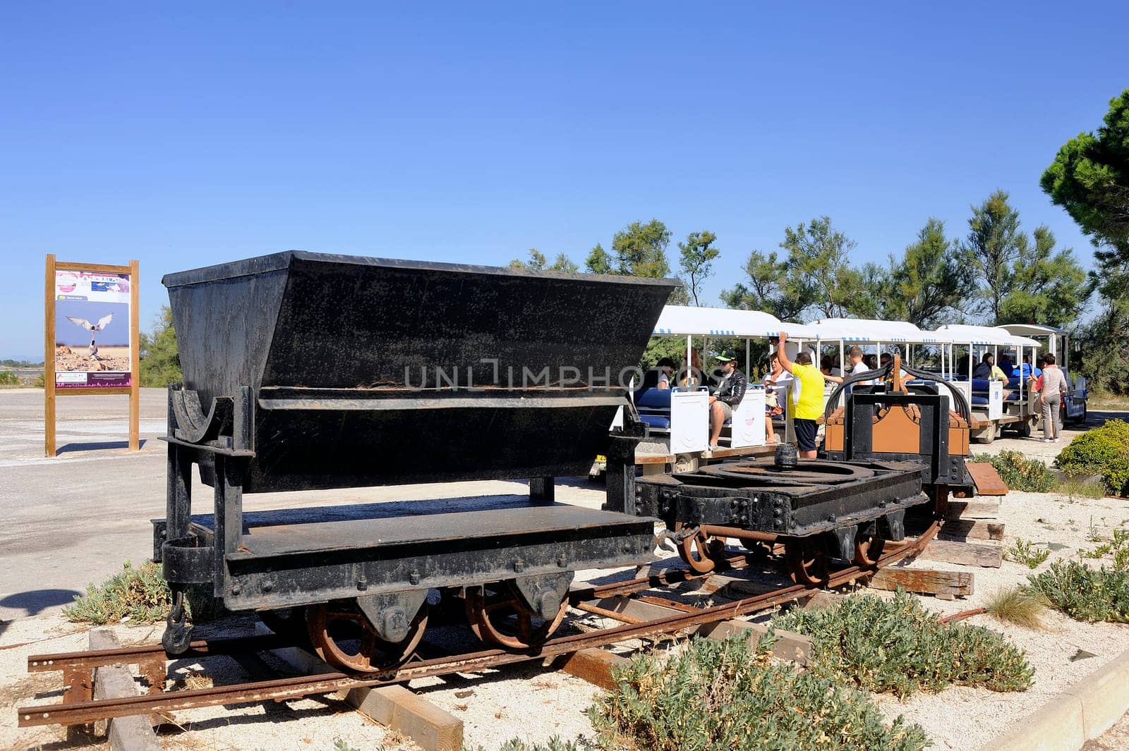 wagon once used saline Aigues-Mortes to transport salt and now on display for tourists who visit the business.